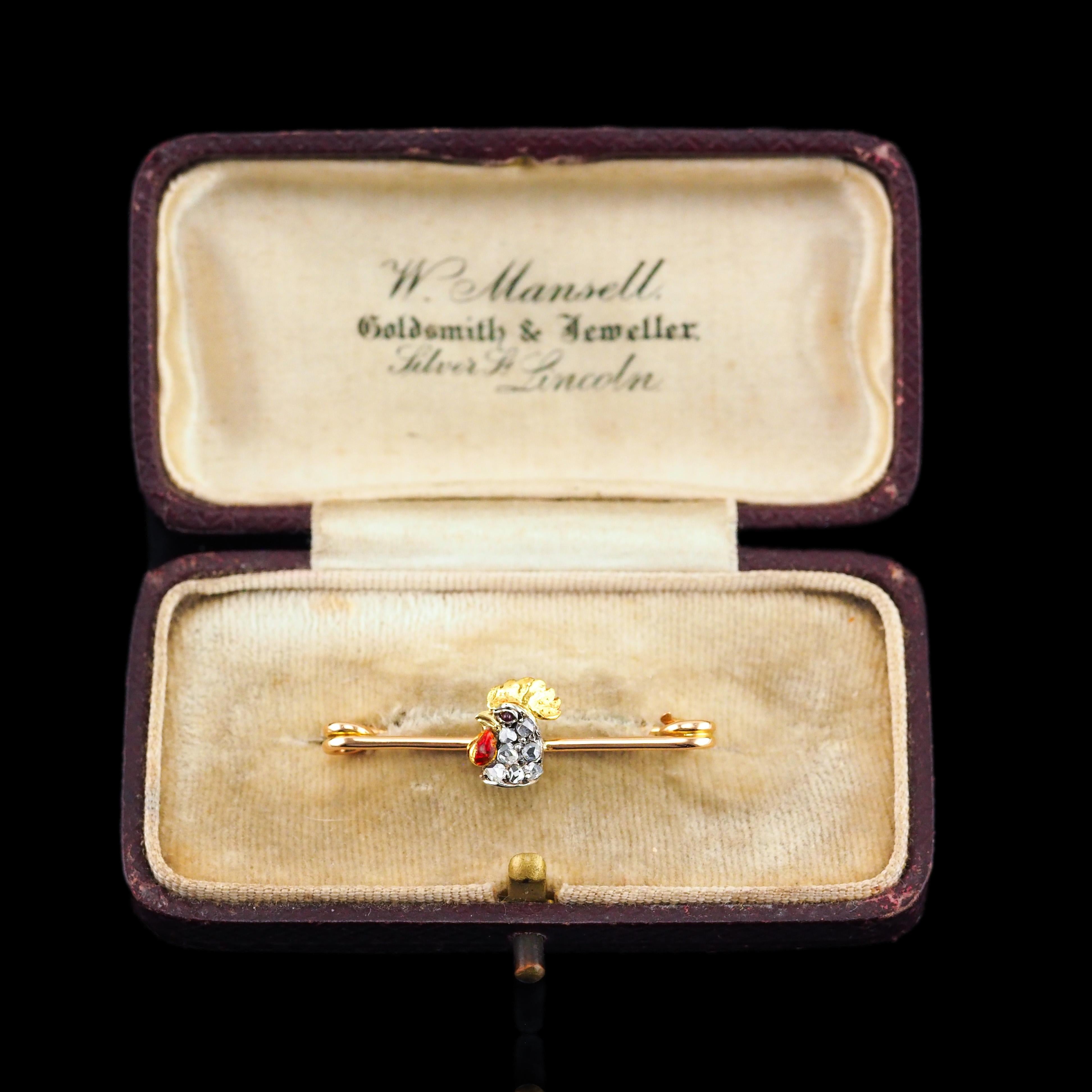 We are delighted to offer this endearing and adorable antique Victorian brooch made c.1890. 
 
The brooch is fitted in a period box and we will include this in the price of this listing.  
 
This pin brooch is made in 15ct solid gold and features an