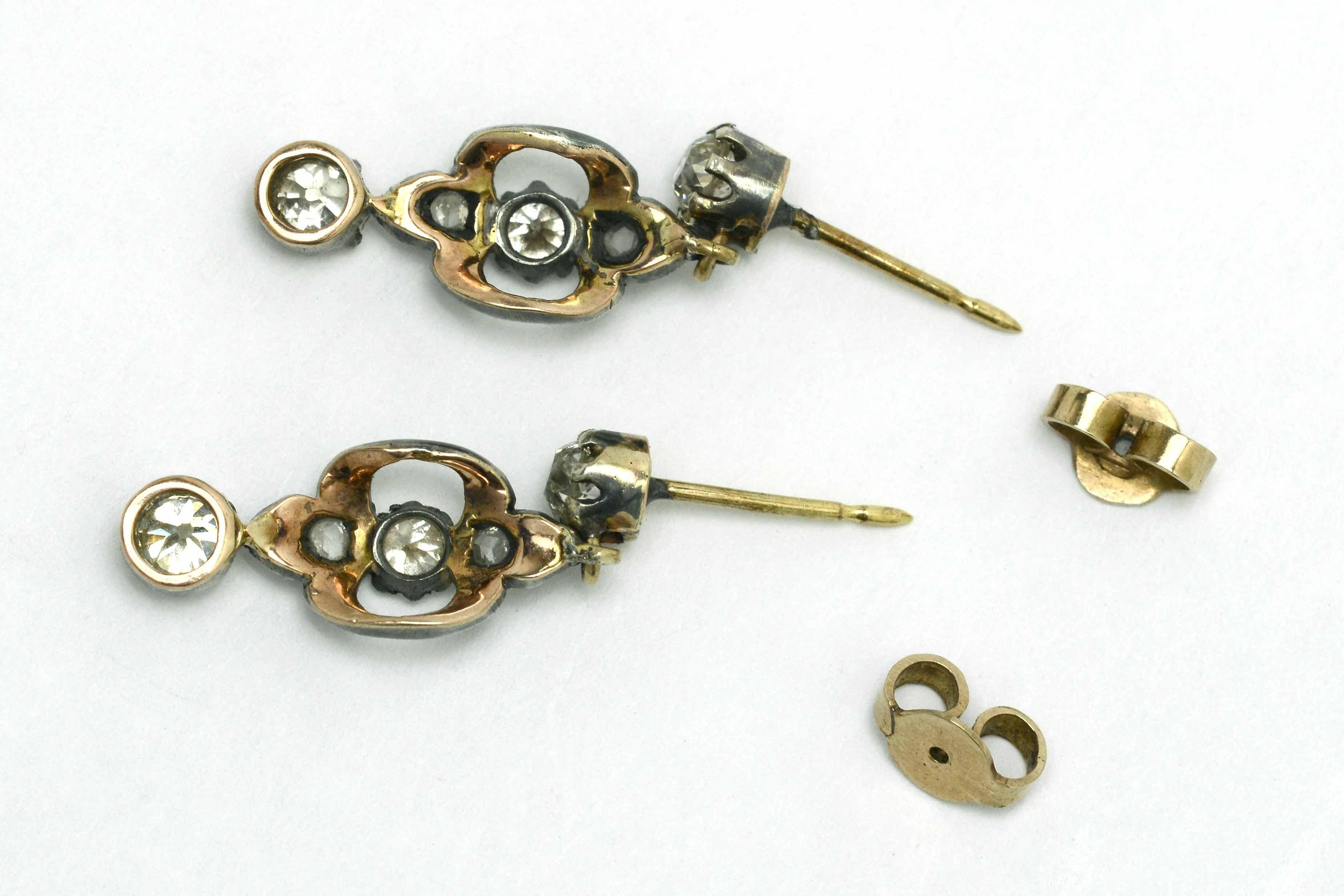 Antique Victorian Diamond Drop Dangle Earrings 3-Stone 2-Tone Gold Silver In Good Condition In Santa Barbara, CA