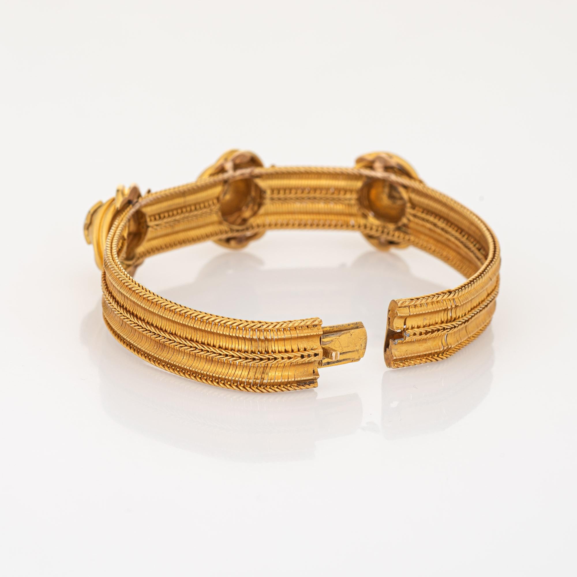 Victorien Bracelet victorien ancien en or jaune 14 carats avec diamants et émail en vente