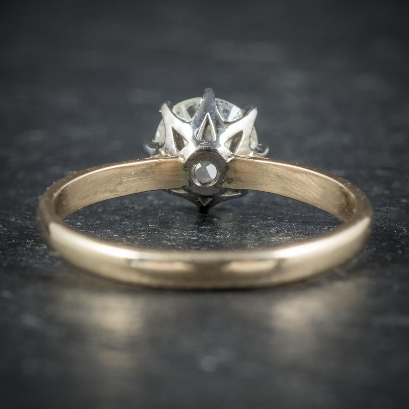 Antique Victorian Diamond Engagement Ring 18 Carat Gold, circa 1900 In Excellent Condition For Sale In Lancaster , GB