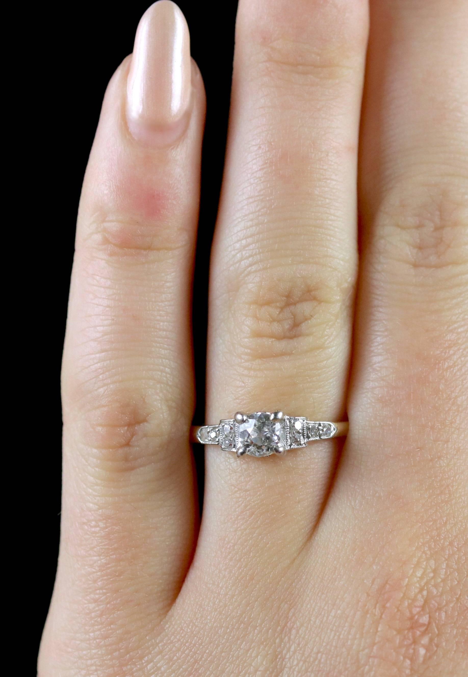 Antique Victorian Diamond Engagement Ring 18 Carat Gold Ring, circa 1900 1