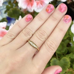 Anello antico vittoriano con diamante e cinque pietre in oro 18 carati