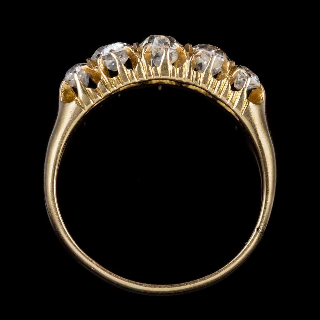 Victorian Diamond Five-Stone Ring 1.10 Carat of Diamond 18 Carat Gold Dated 1892 For Sale 2