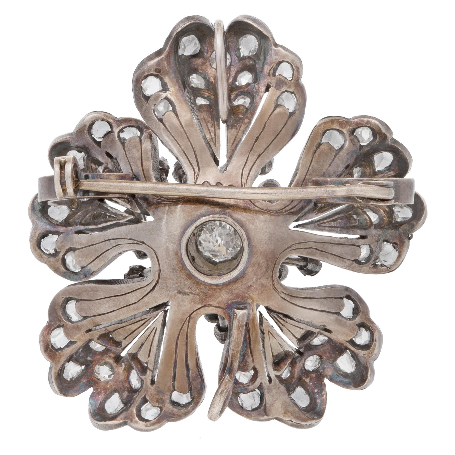 Antique Victorian Diamond Flower Brooch In Excellent Condition For Sale In Surfside, FL