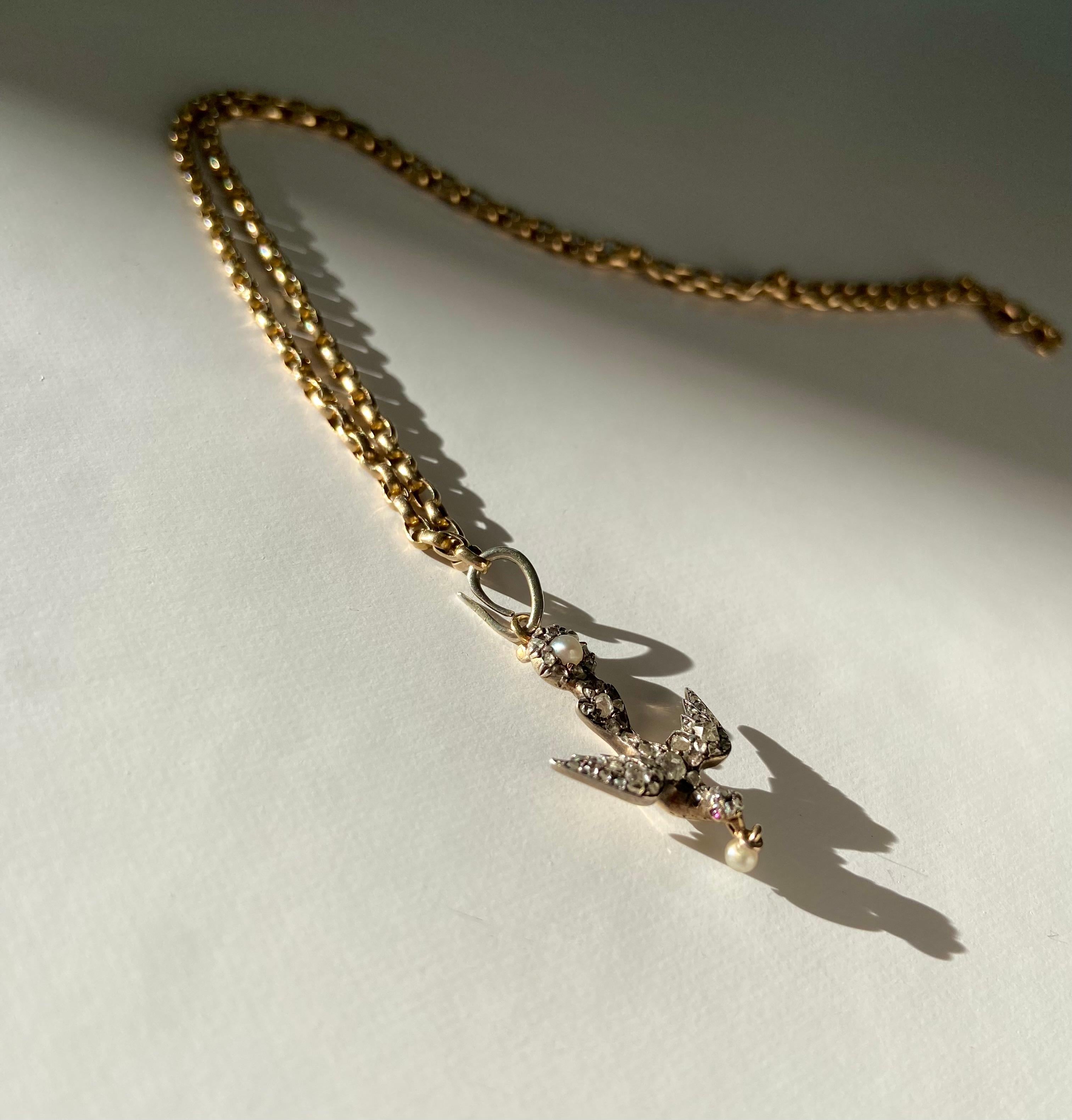 Tardo vittoriano Antica collana vittoriana di diamanti, perle e rubini con uccelli a forma di rondine in vendita