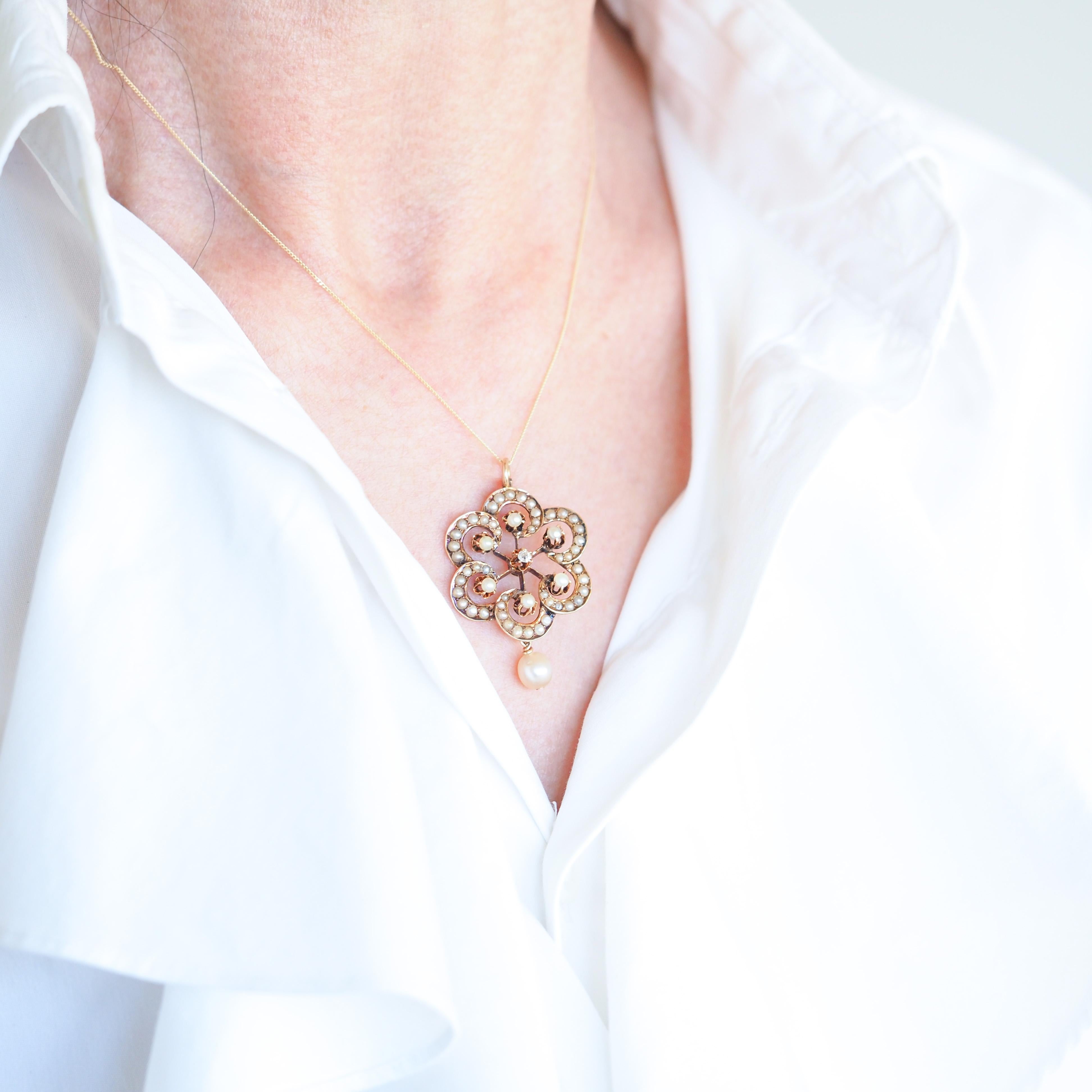 Antique Victorian Diamond & Pearl Pendant Necklace 14K Gold - c.1900 In Good Condition For Sale In London, GB