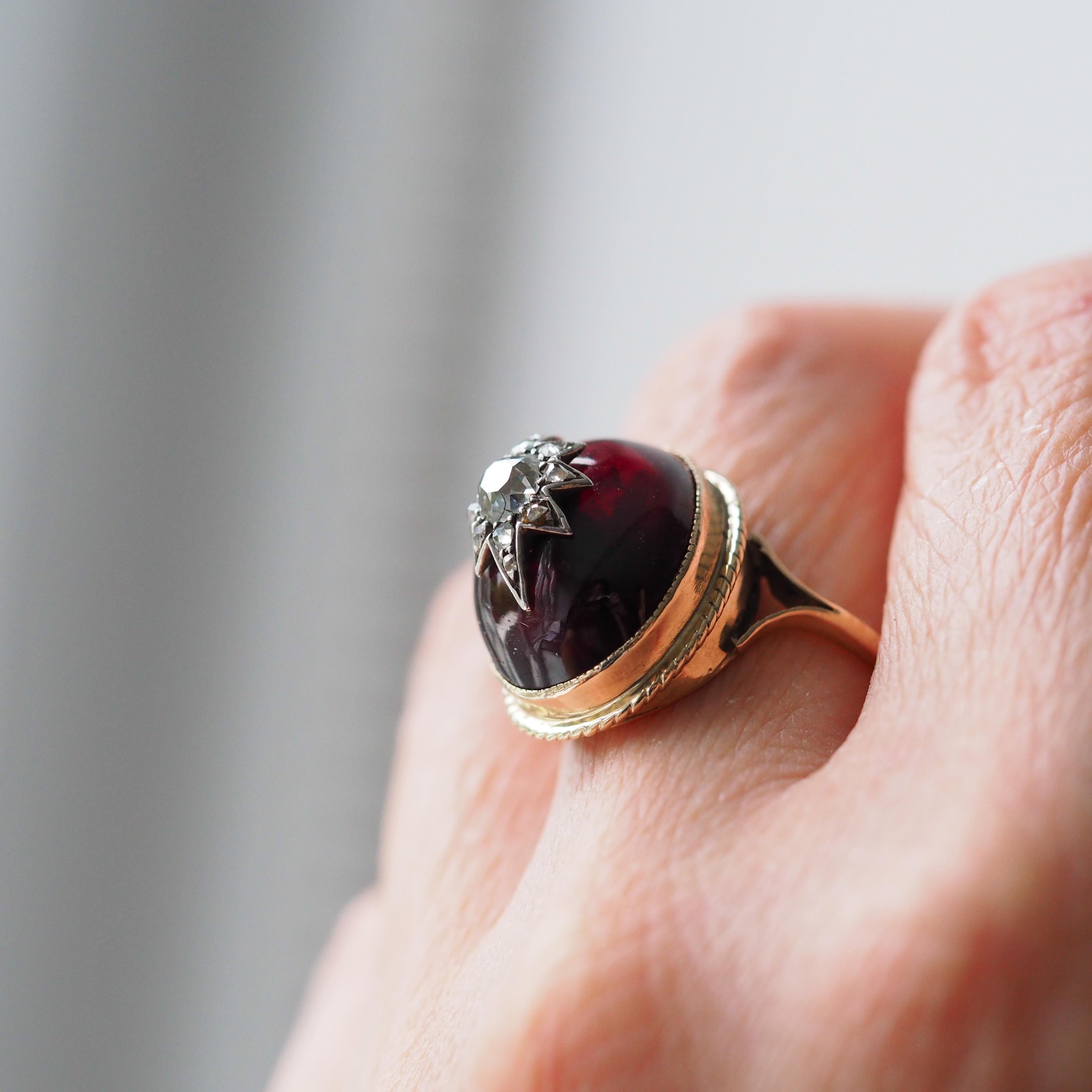 Antique Victorian Diamond Star Garnet Cabochon Ring 14K Gold - c.1880 9