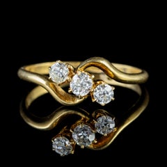 Antique Victorian Diamond Trilogy 18 Carat Gold, circa 1900 Ring