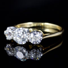 Antique Victorian Diamond Trilogy Ring 18 Carat Gold, circa 1900