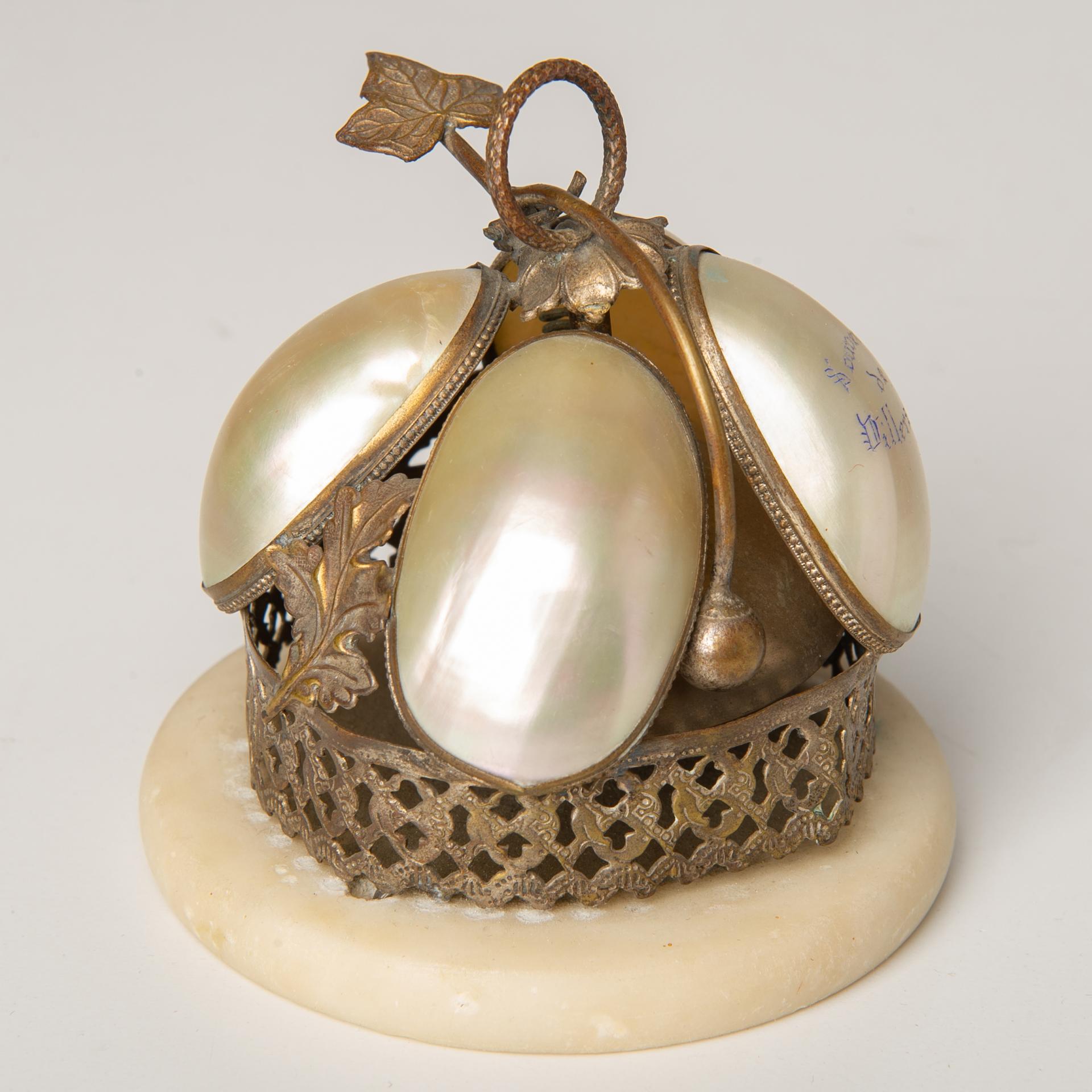 Antique Victorian Dinner Bell In Excellent Condition For Sale In Alessandria, Piemonte