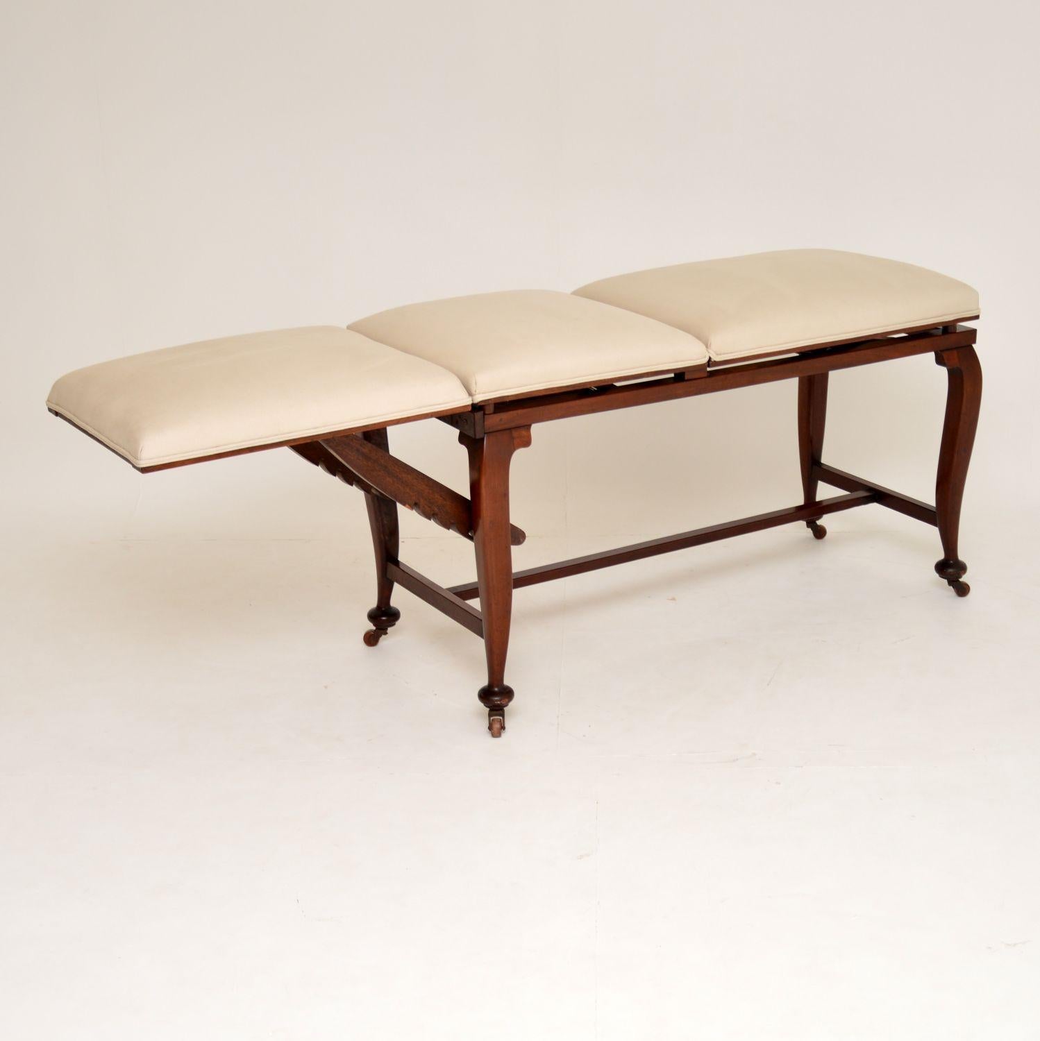 British Antique Victorian Doctors Bed / Chaise Longue