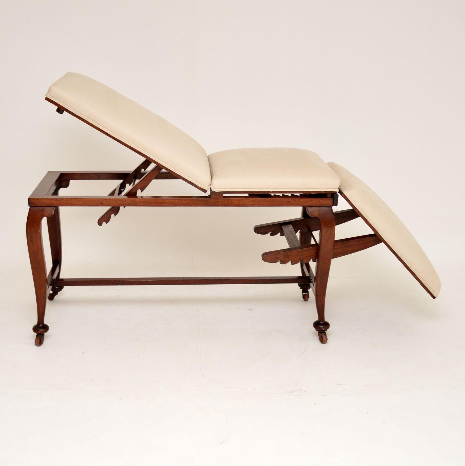 19th Century Antique Victorian Doctors Bed / Chaise Longue