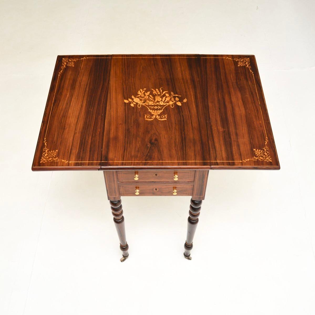 Table d'appoint victorienne ancienne à abattant Bon état - En vente à London, GB