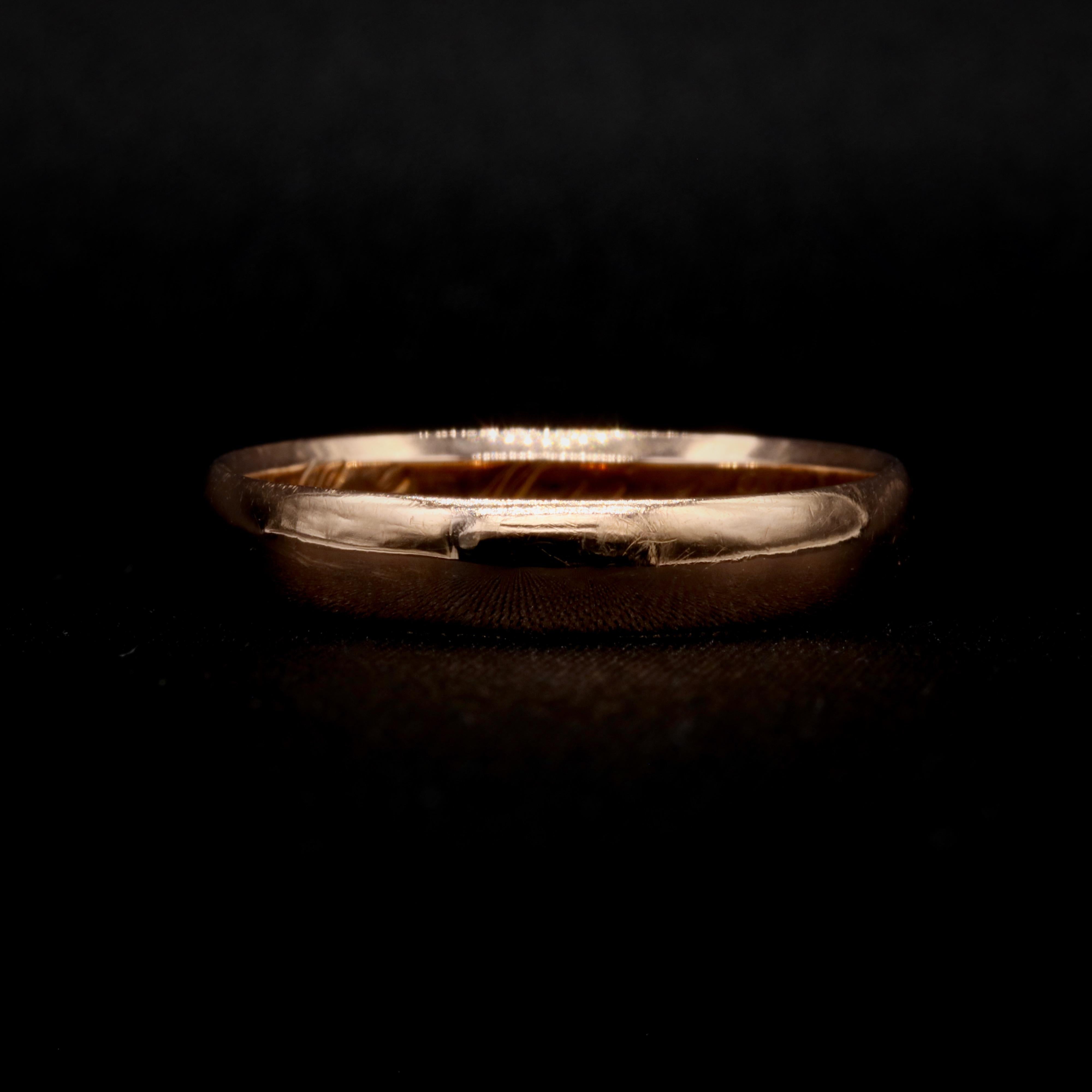 Antique Victorian Dutch 14K Yellow Gold Wedding Band with Personal Inscription In Good Condition For Sale In Staines-Upon-Thames, GB