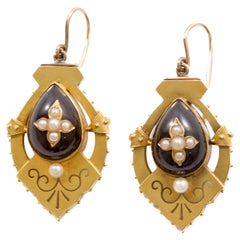 Antique Victorian Earrings in 9K Gold with Garnet Carbuncles and Half Pearls
