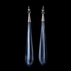 Antique Victorian Earrings Whitby Jet 9 Carat Gold, circa 1840