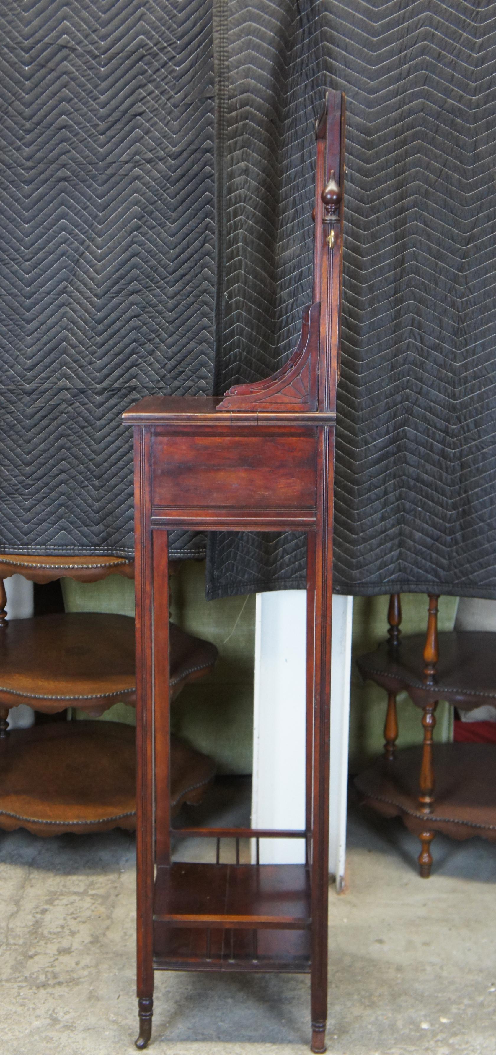 Antique Victorian Eastlake Mahogany Gentleman’s Shaving Stand with Mirror In Good Condition In Dayton, OH