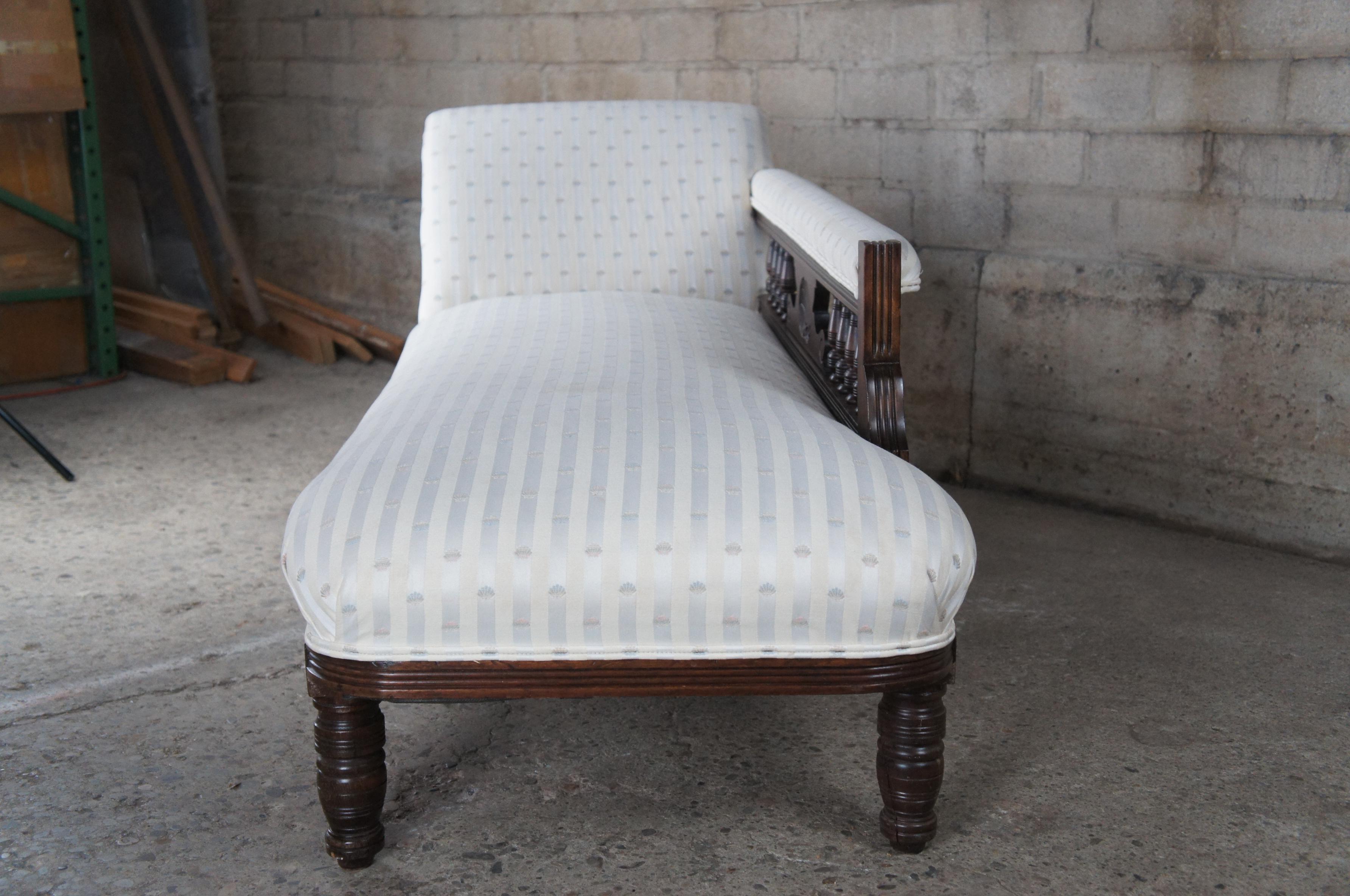 Antique Victorian Eastlake Mahogany Recamier Chaise Lounge Daybed 72