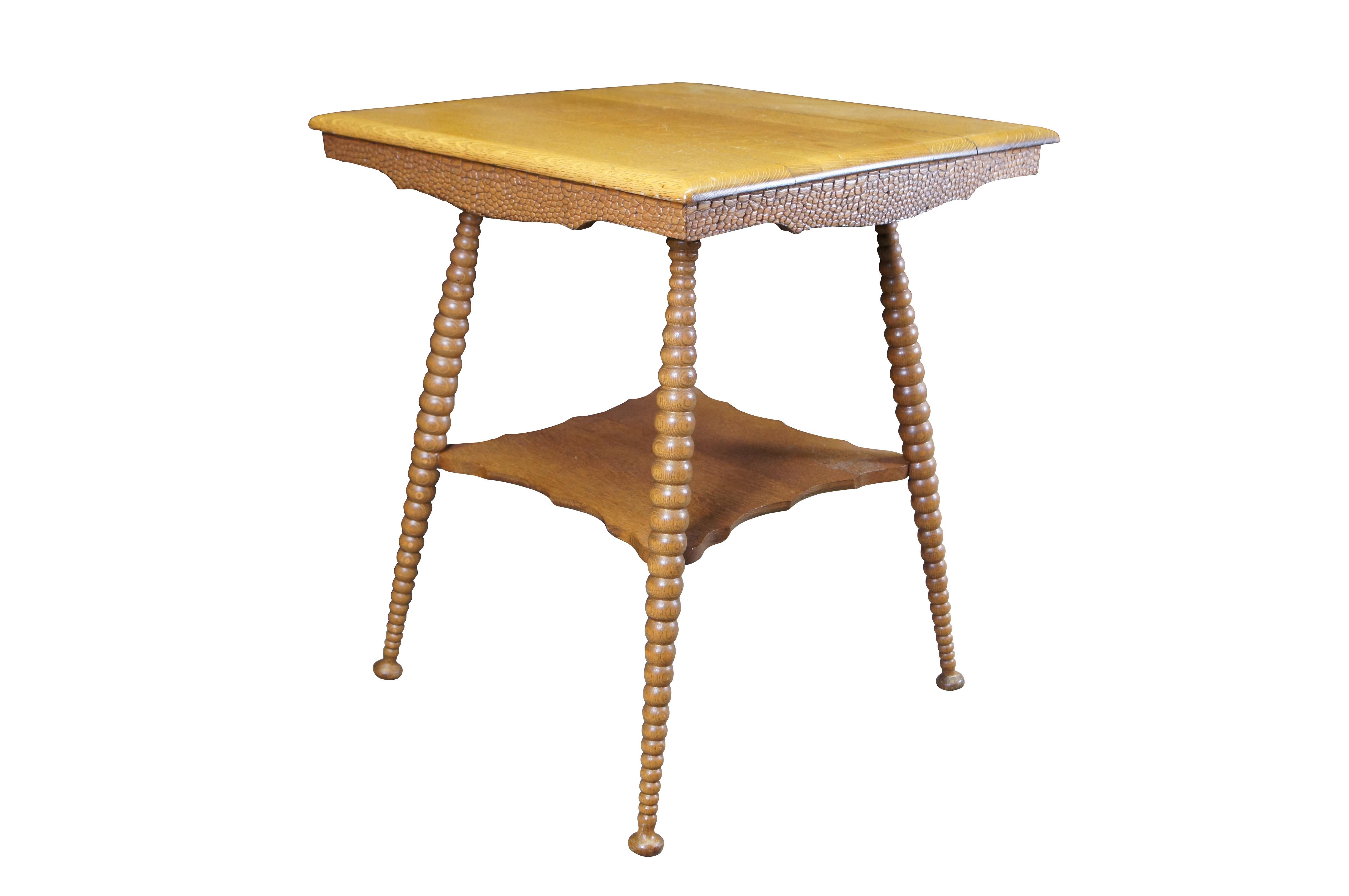Ancienne table de salon victorienne carrée Eastlake en chêne à 2 étages empilée  28