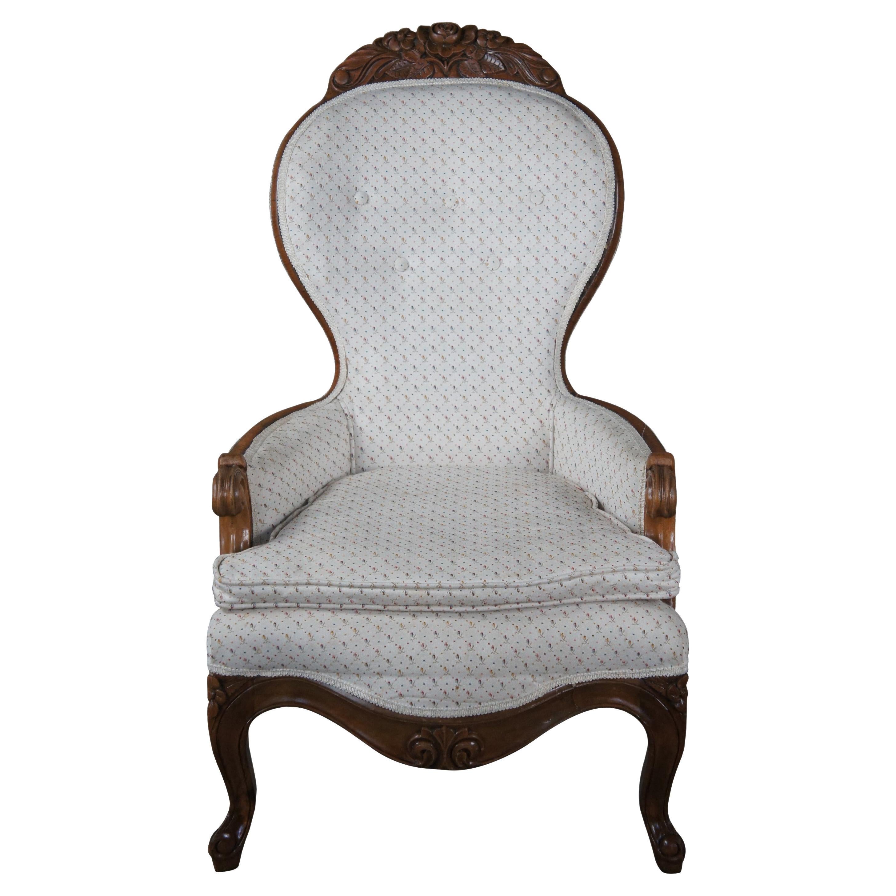 Antiker viktorianischer Eastlake-Sessel aus Nussbaumholz mit Löffelrückenlehne und Bibliotheks-Akzent 