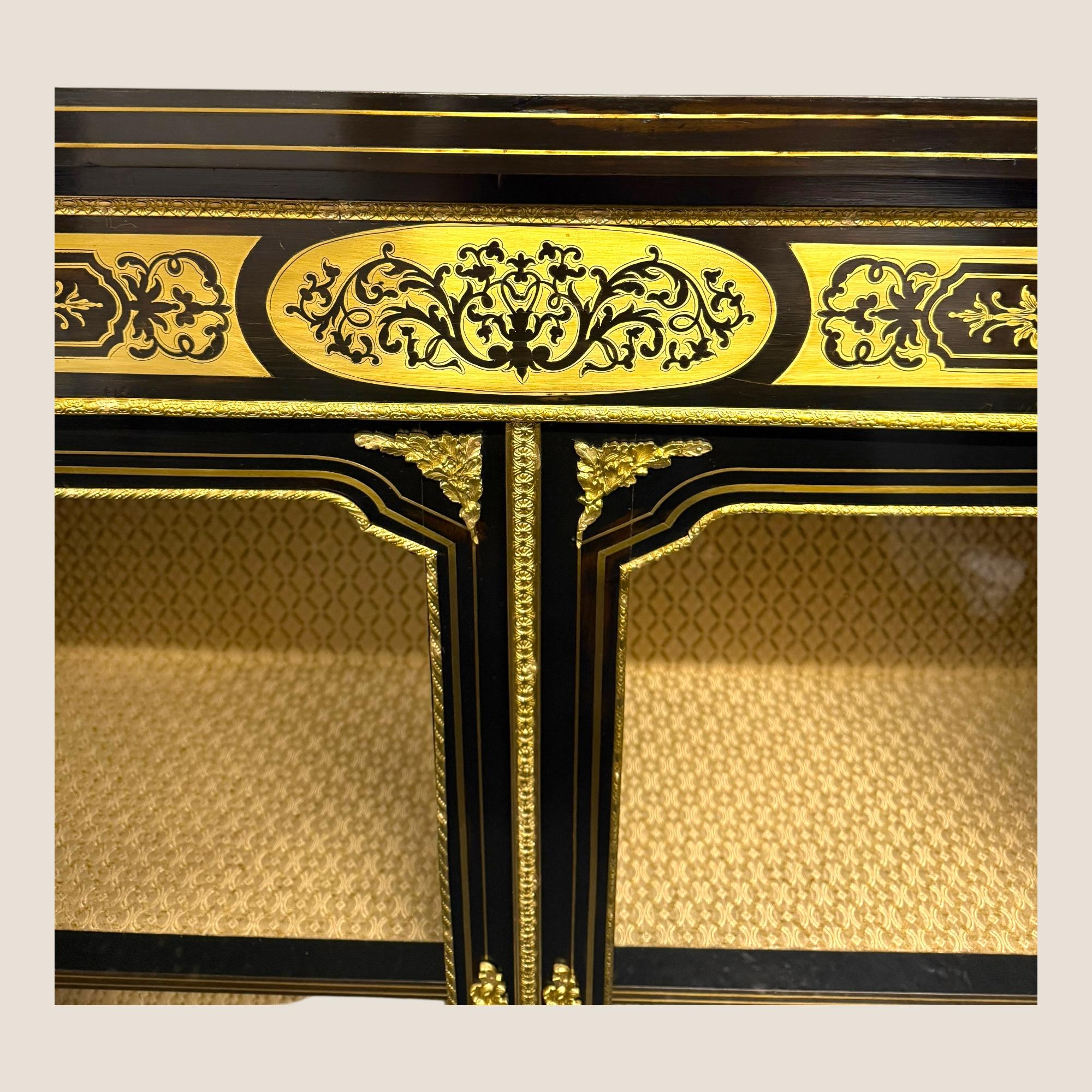 Antique Victorian Ebonised & Brass Ormolu Serpentine Boulle Credenza Sideboard For Sale 5