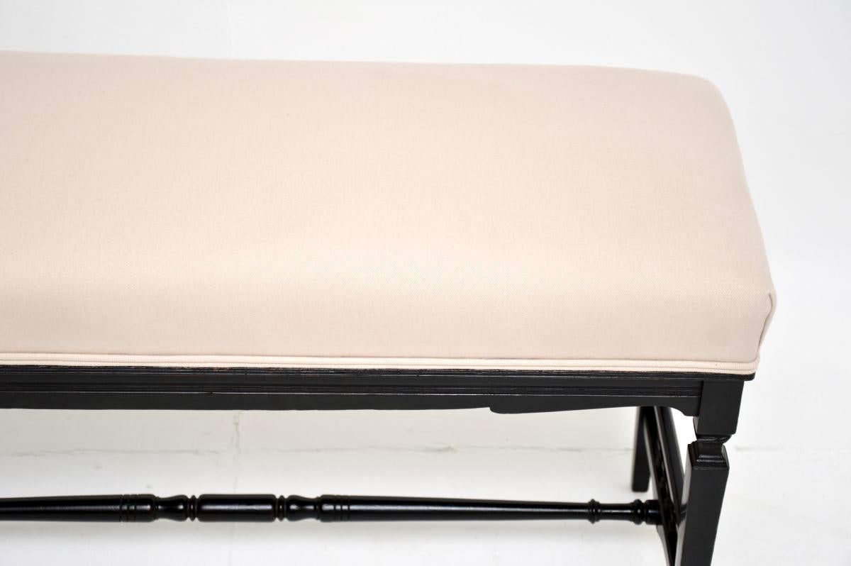 Antiker viktorianischer ebonisierter Hocker / Bank im Zustand „Gut“ im Angebot in London, GB