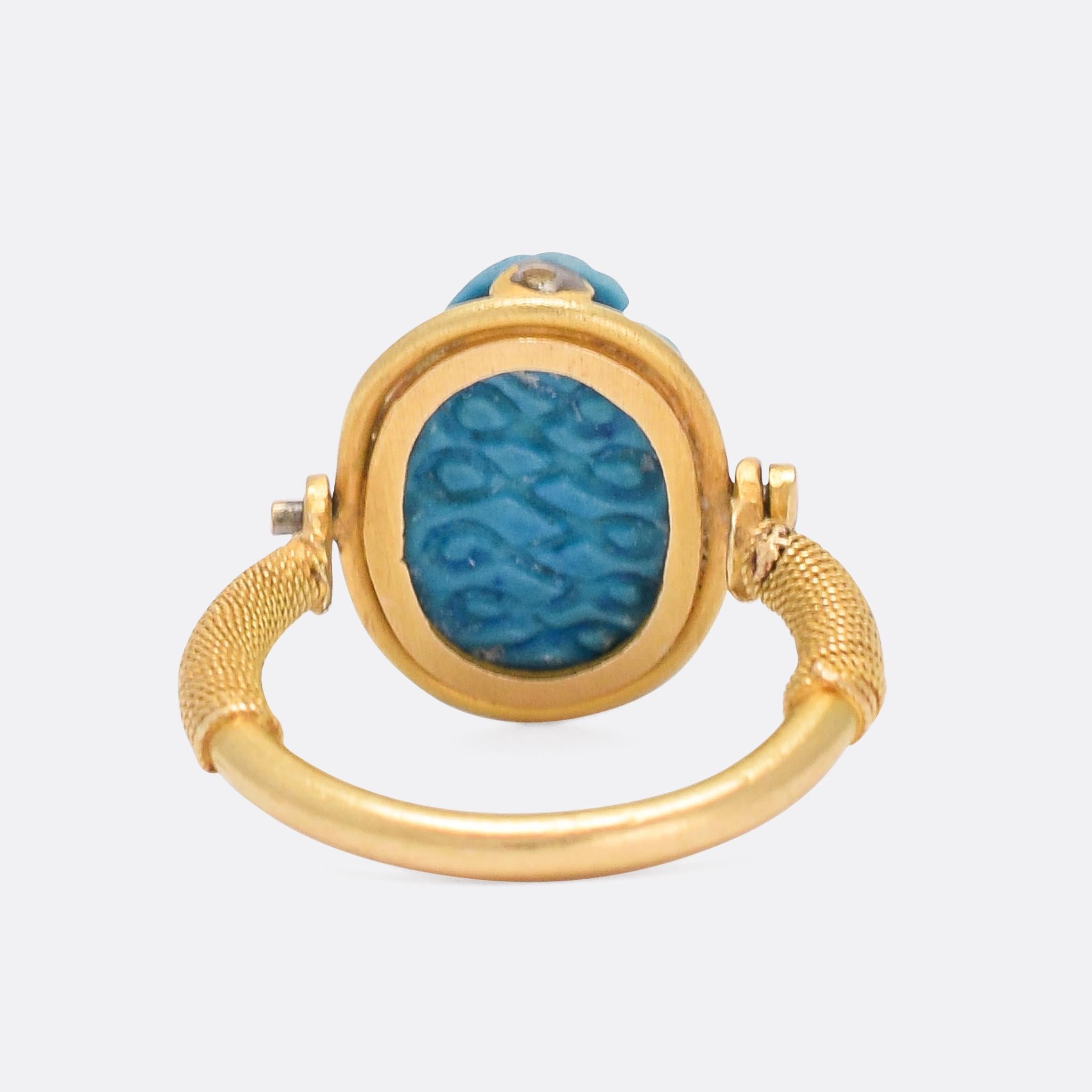 Antique Victorian Egyptian Revival Faience Scarab Spinner Ring In Good Condition In Sale, Cheshire