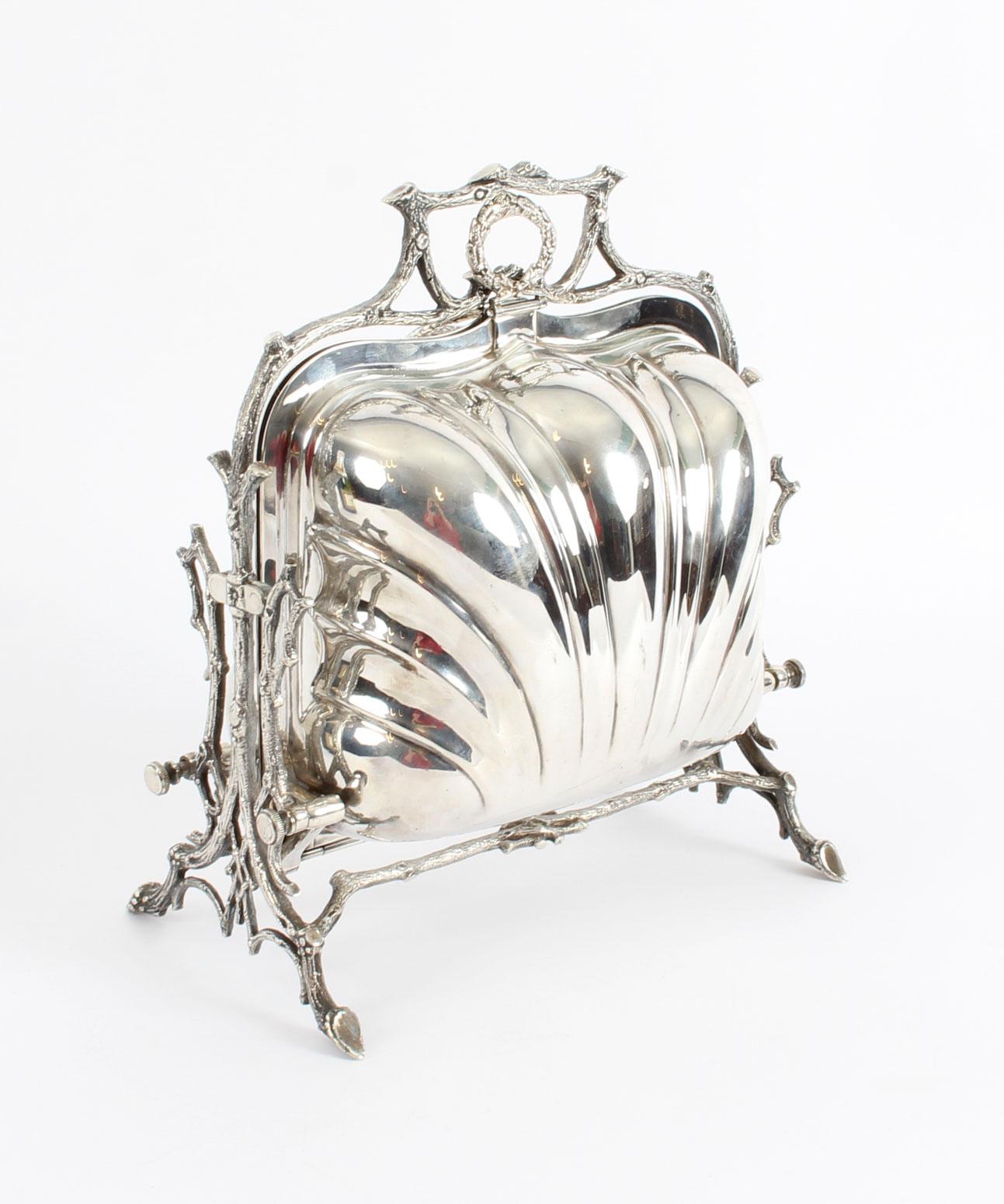 Victorian Elkington & Co. Silver Plated Shell Folding Biscuit Box 19th Century 15