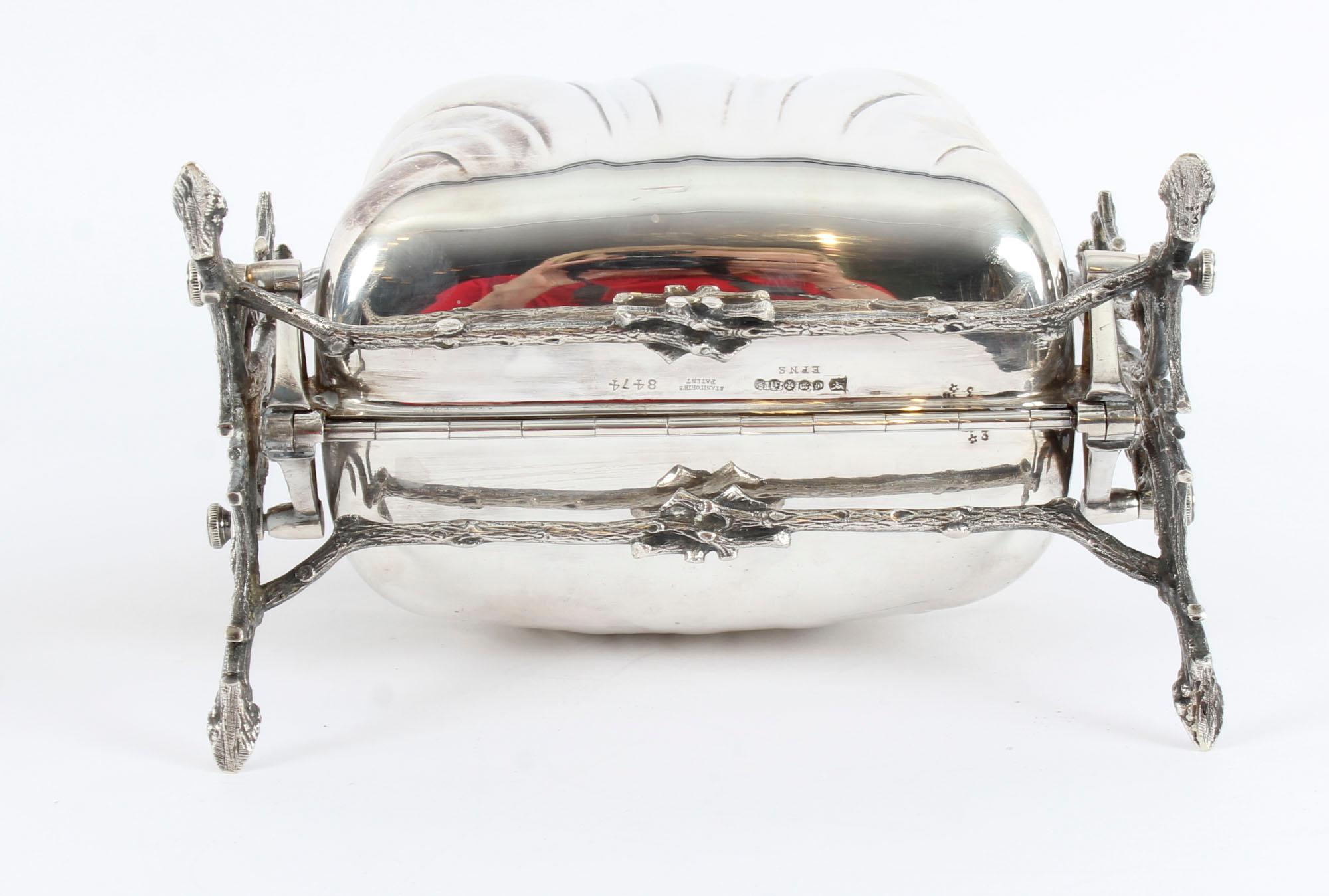 Victorian Elkington & Co. Silver Plated Shell Folding Biscuit Box 19th Century 3