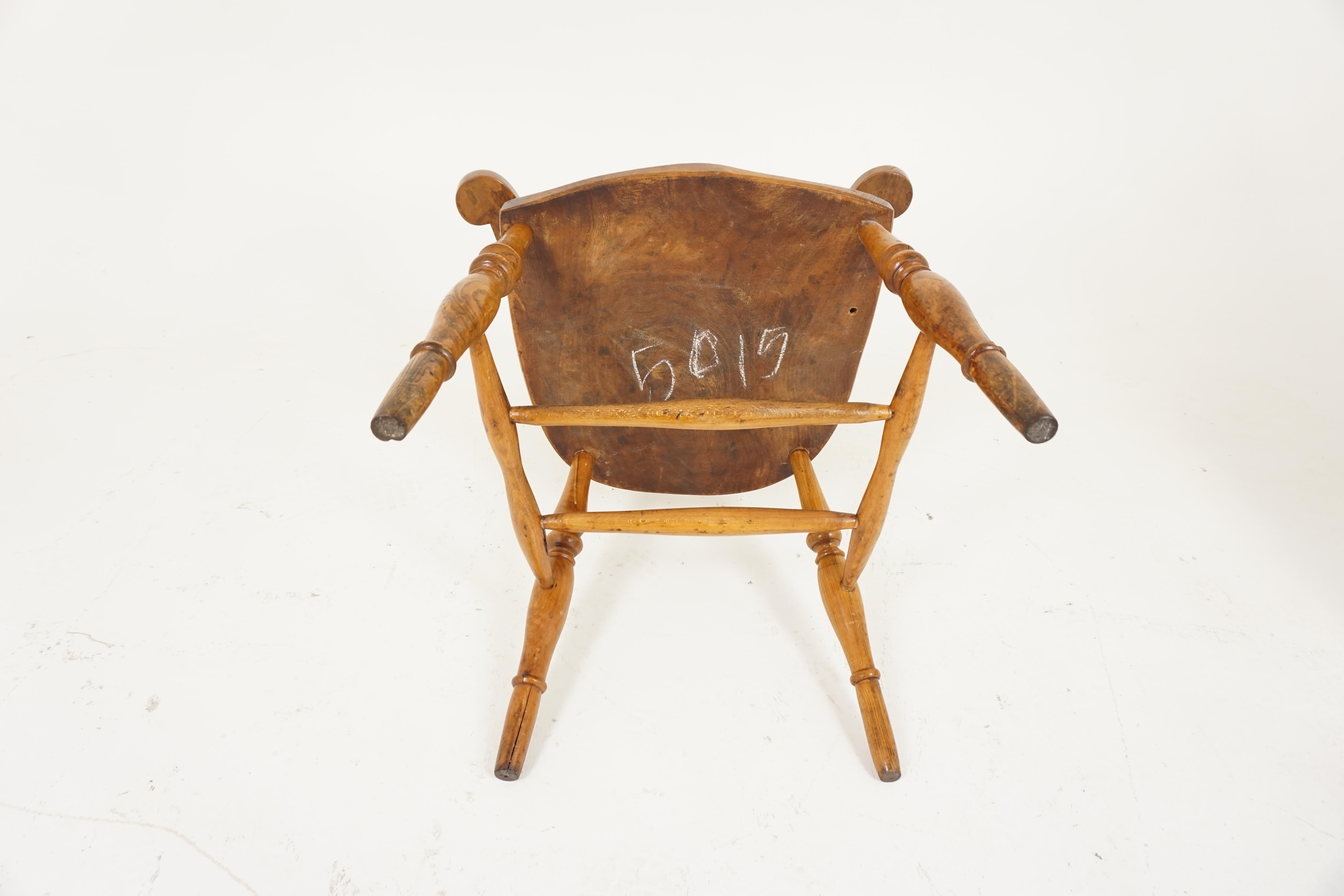 Antique Victorian, Elm Windsor, Smokers Bow Armchair, Scotland 1880, H110 In Good Condition For Sale In Vancouver, BC