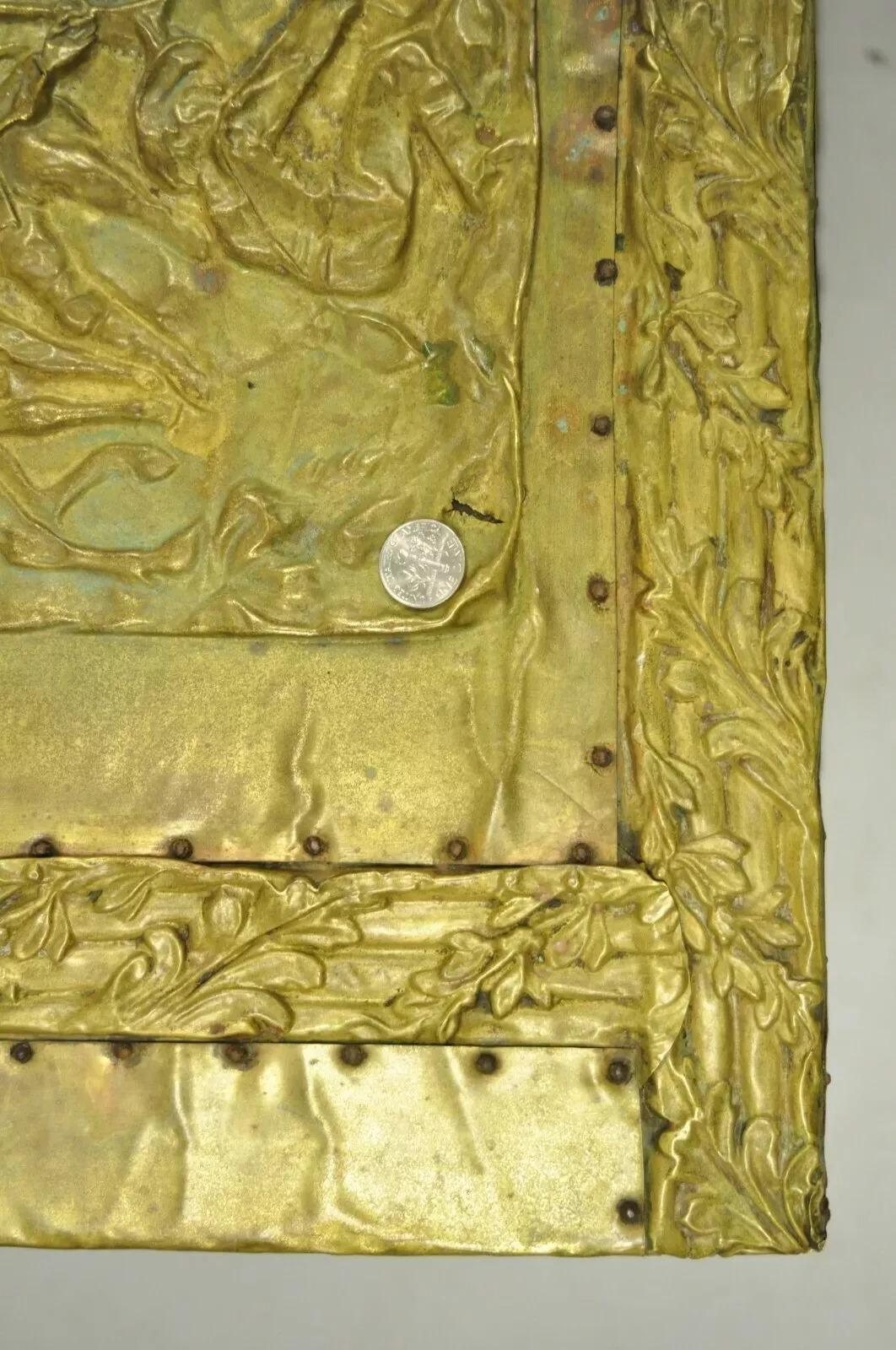 Antike viktorianische Kaminholzschachtel aus geprägtem Messing mit Landhausszenen aus Messing im Angebot 3