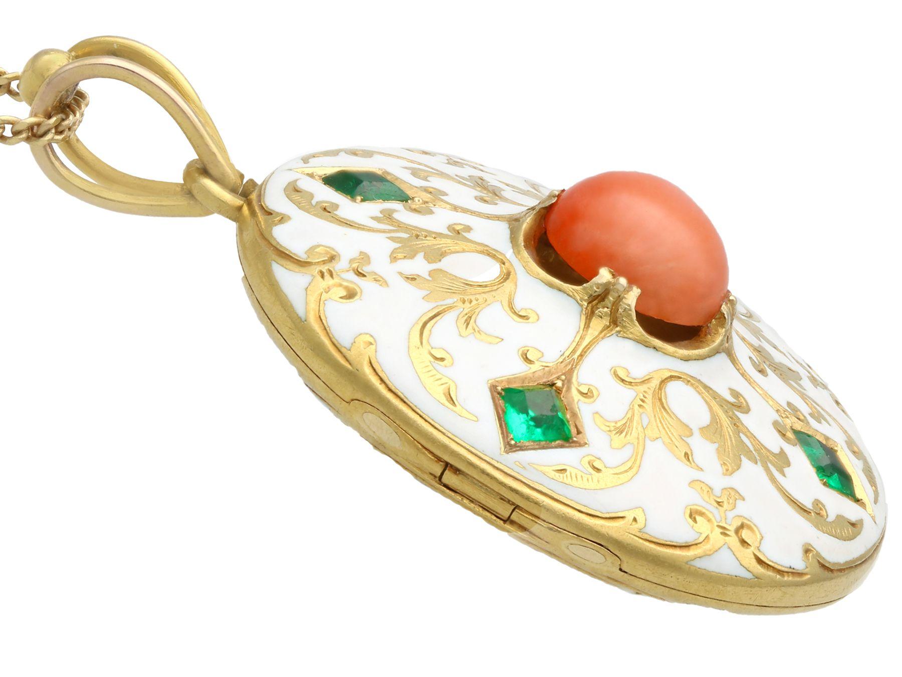 Antique Victorian Emerald Coral and Enamel Yellow Gold Locket In Excellent Condition In Jesmond, Newcastle Upon Tyne