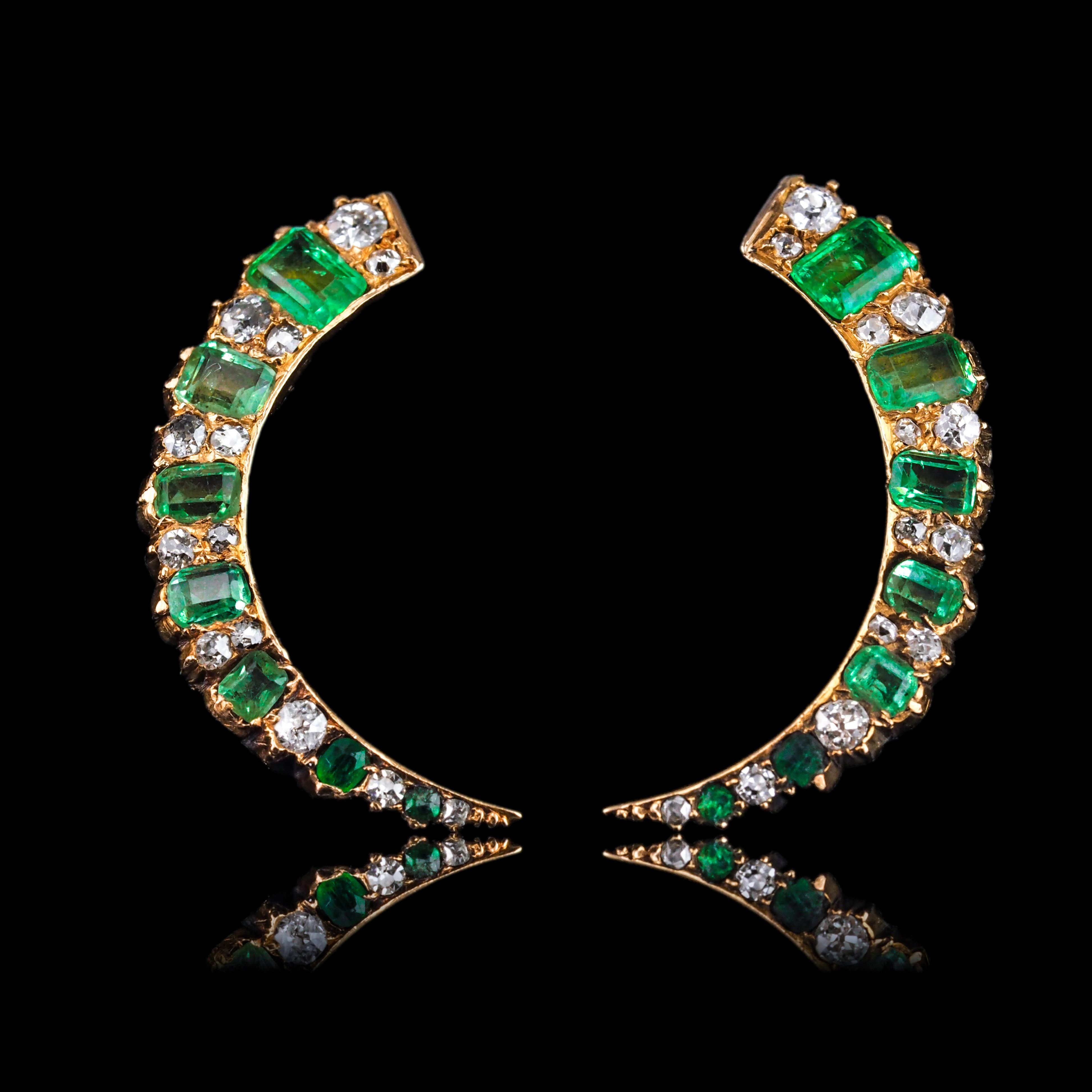 Antique Victorian Emerald & Diamond Earrings 18K Gold Crescent Design - c.1890 For Sale 4