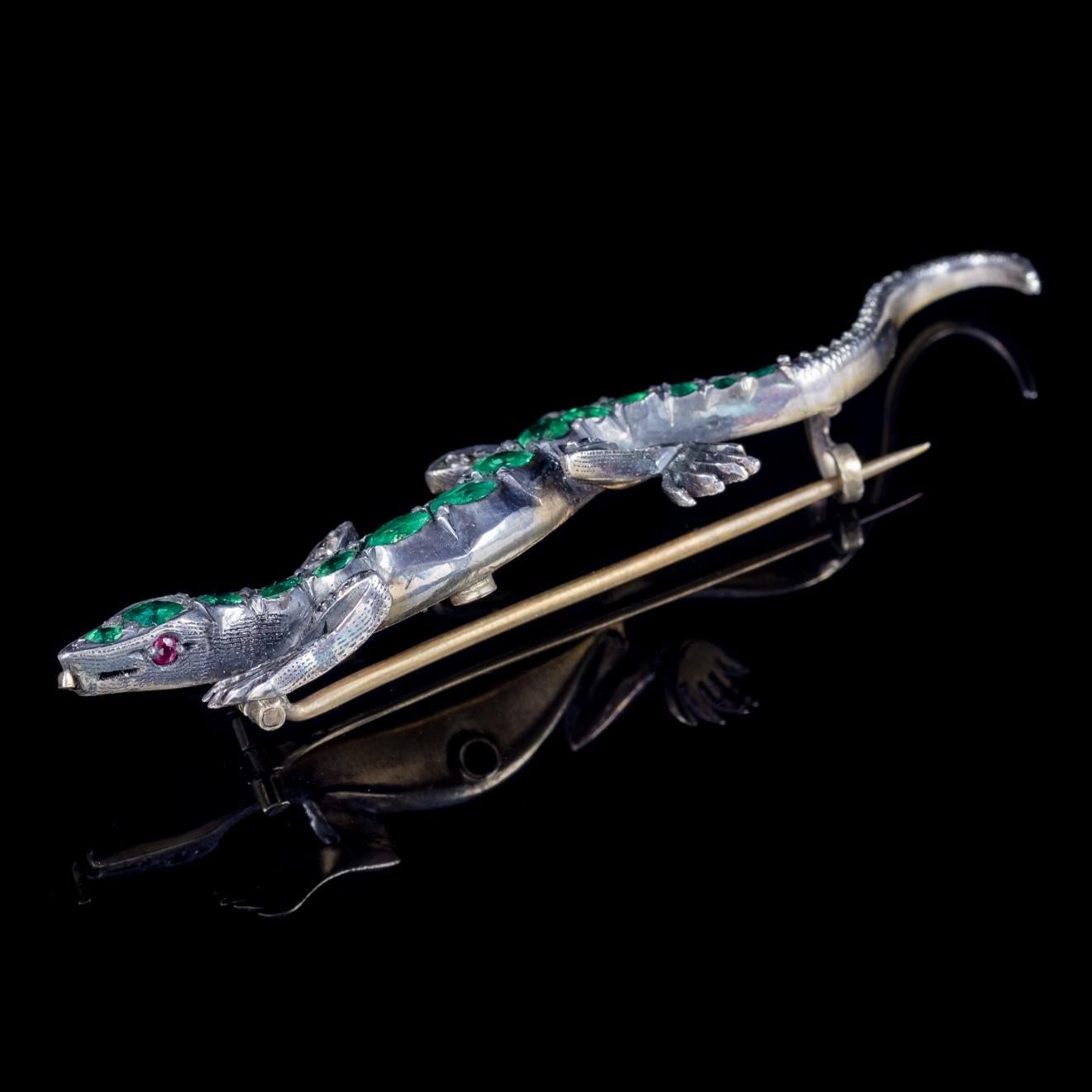 Antique Victorian Emerald Diamond Lizard Brooch 9 Carat Gold Silver, circa 1900 In Good Condition In Lancaster, Lancashire