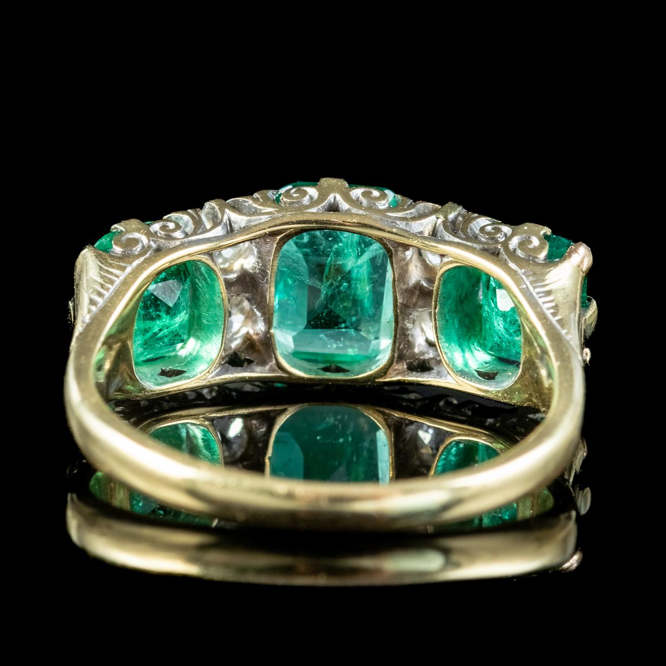 Antiker viktorianischer Smaragd-Diamant-Ring mit 3,07 Karat Smaragd, datiert 1900, zertifiziert im Zustand „Gut“ im Angebot in Kendal, GB