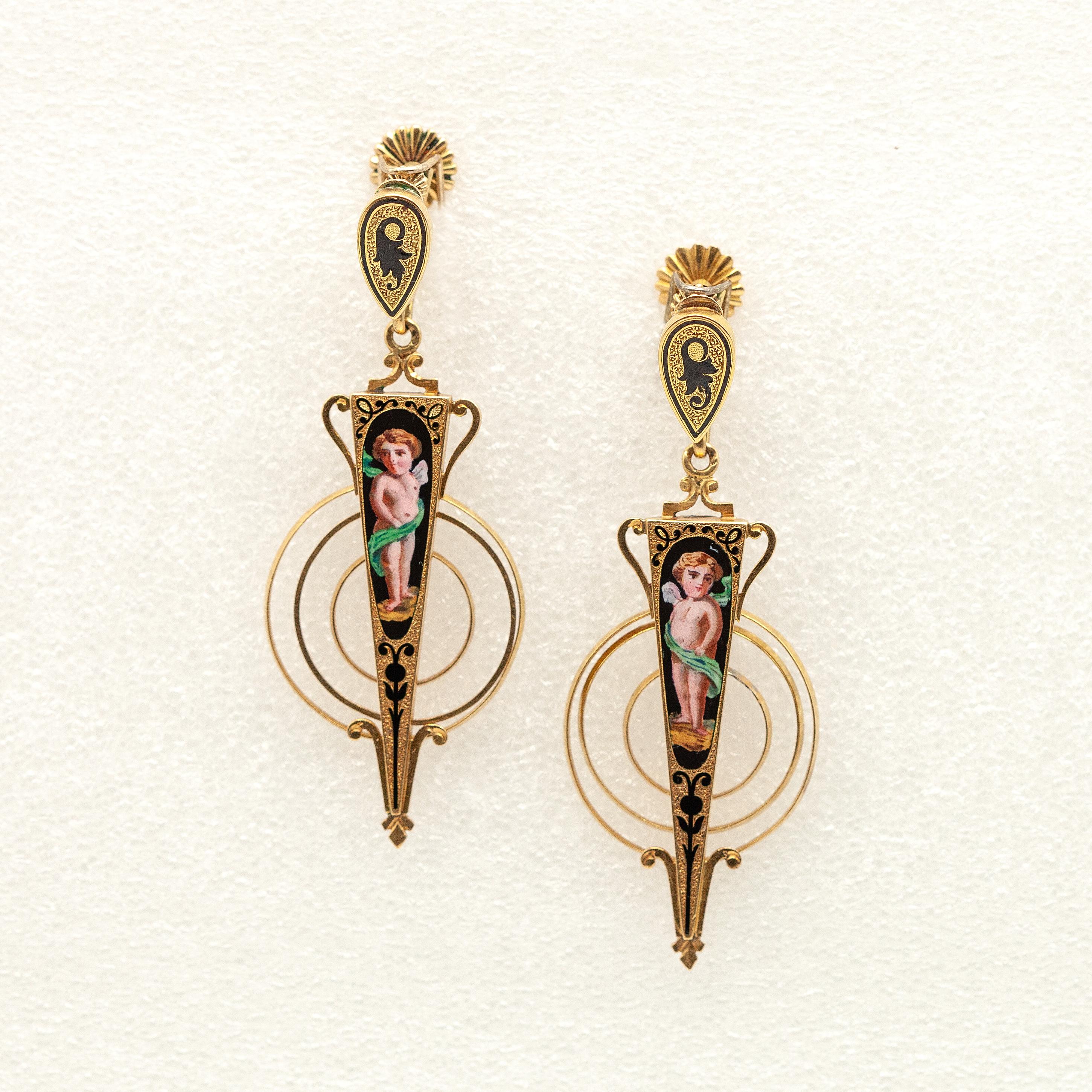 Antique Victorian Enamel Cherub Earrings and Brooch Set in 18K Gold c. 1900 en venta 5