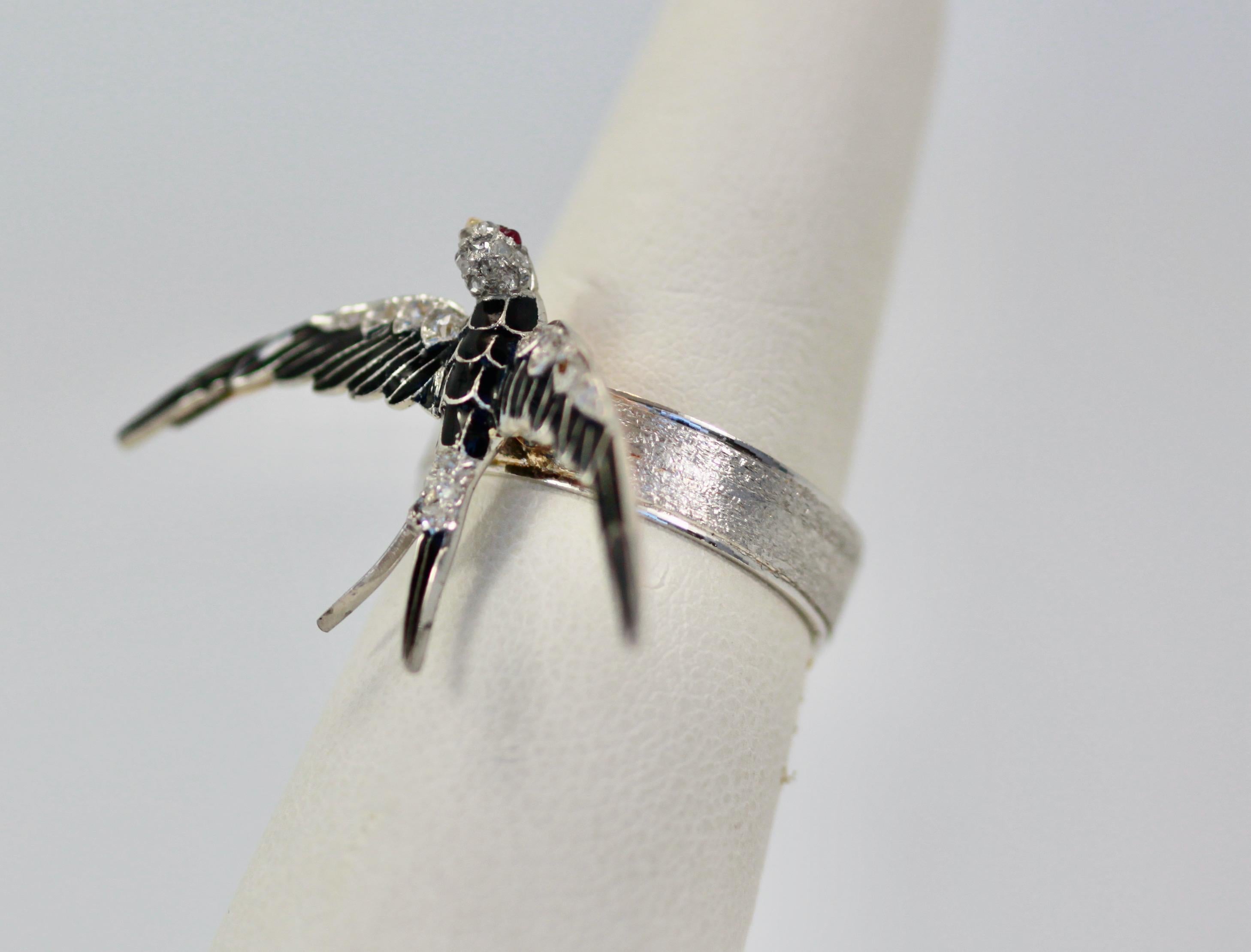 Antique Victorian Enamel Swallow Ring In Good Condition For Sale In North Hollywood, CA