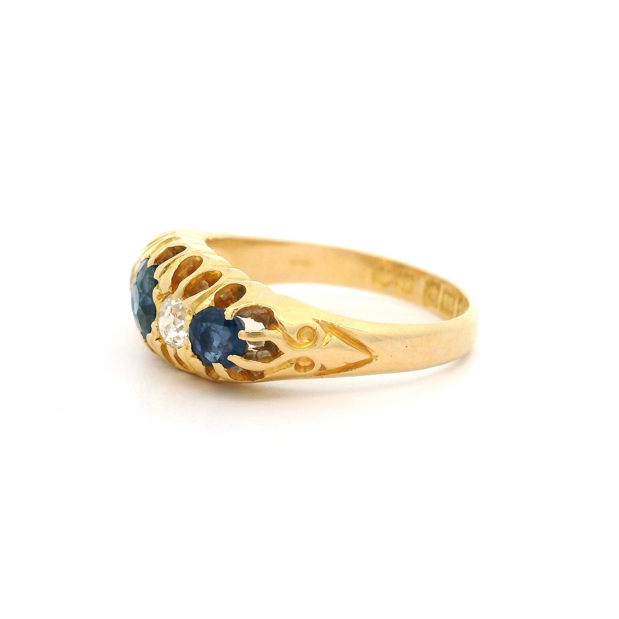 Antique Victorian English 18k Gold 1.35ct Sapphire Diamond Substantial Band Ring In Good Condition For Sale In Montclair, NJ