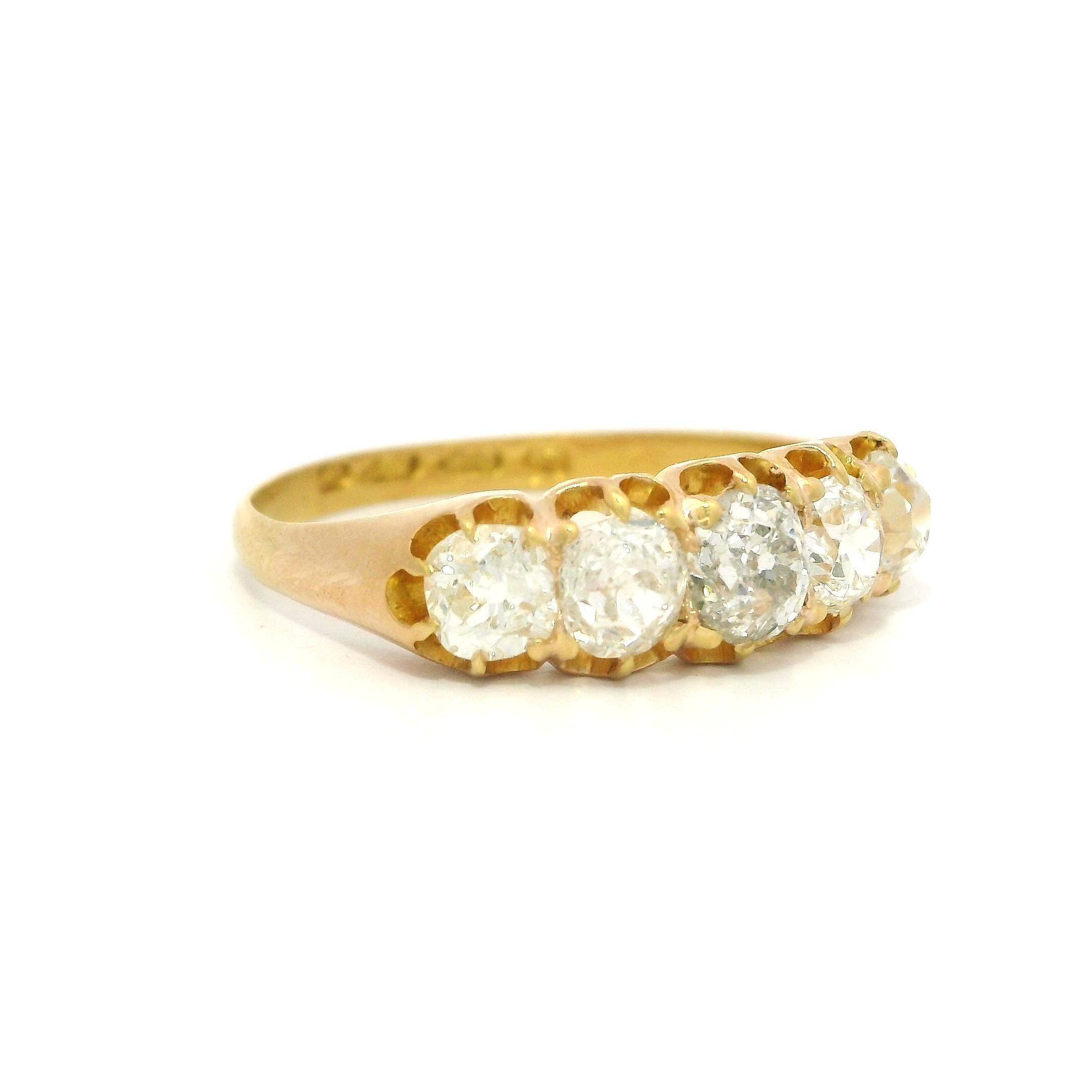 Antiguo anillo victoriano inglés de oro de 18 quilates de 1,7 quilates con 5 diamantes de la antigua mina en venta 8