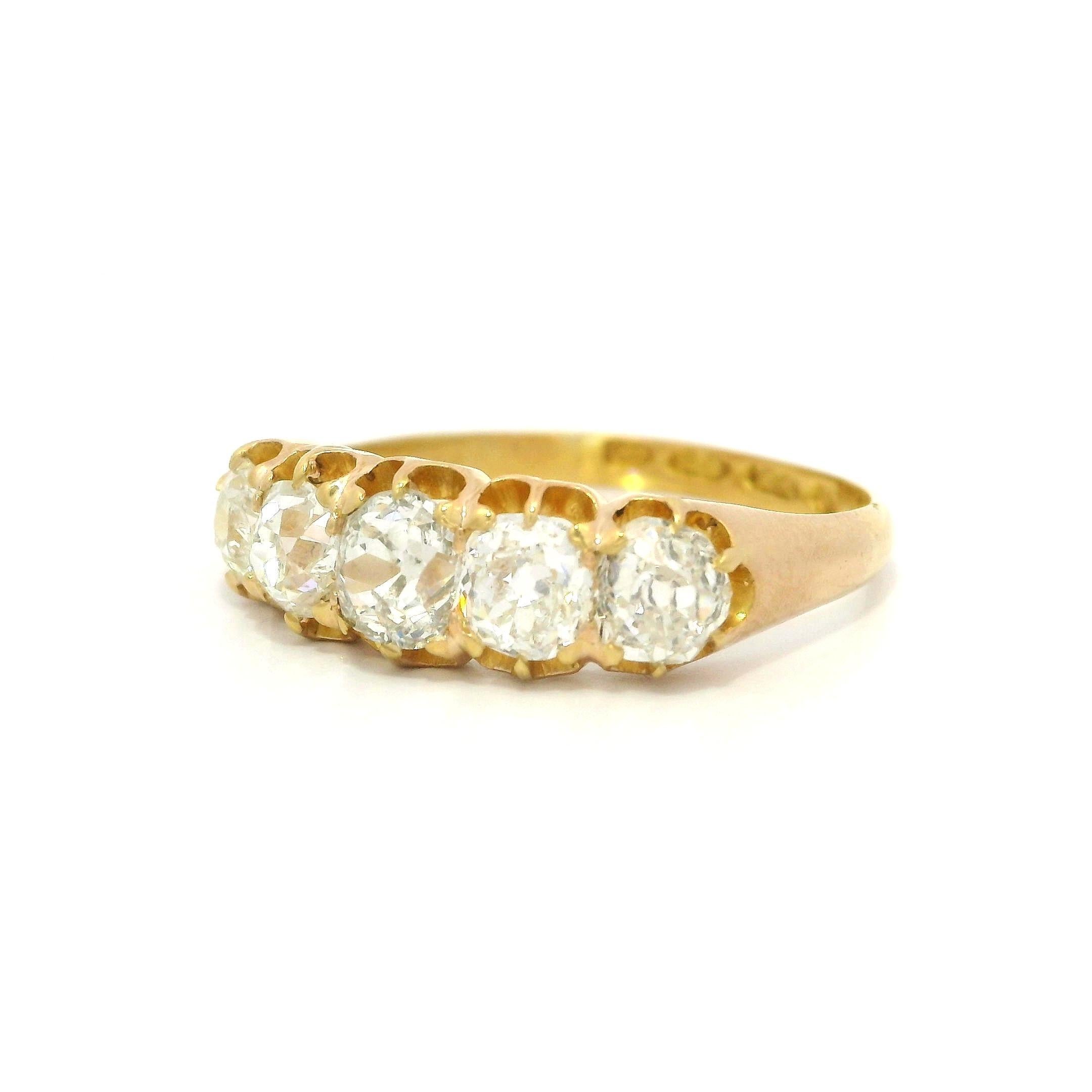 Antiguo anillo victoriano inglés de oro de 18 quilates de 1,7 quilates con 5 diamantes de la antigua mina en venta 1