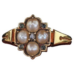 Antique Victorian English 18K Yellow Gold Diamond Emerald and Pearl Ring