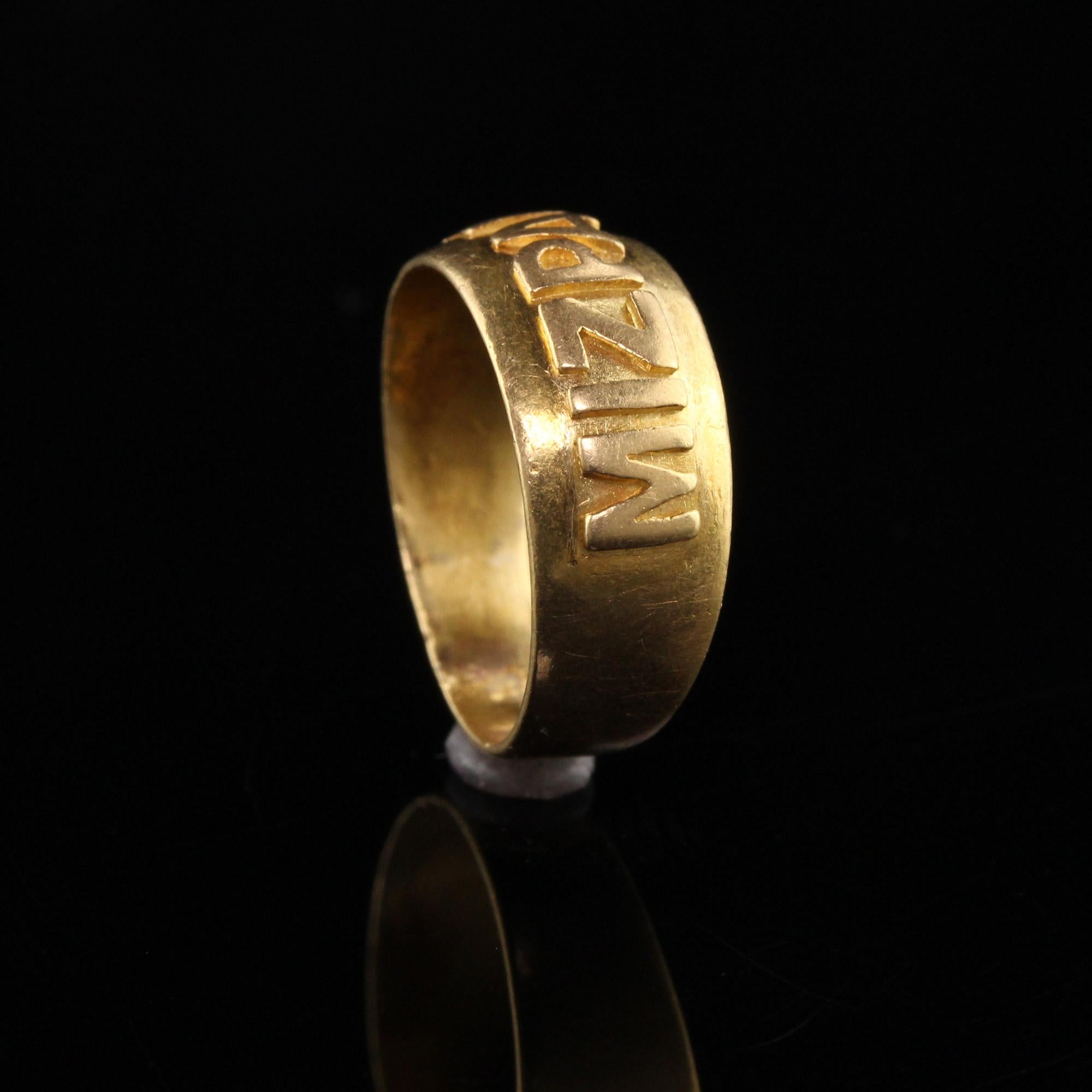 Antiker viktorianischer englischer Mizpah-Ring aus 18 Karat Gelbgold, um 1886 Damen im Angebot