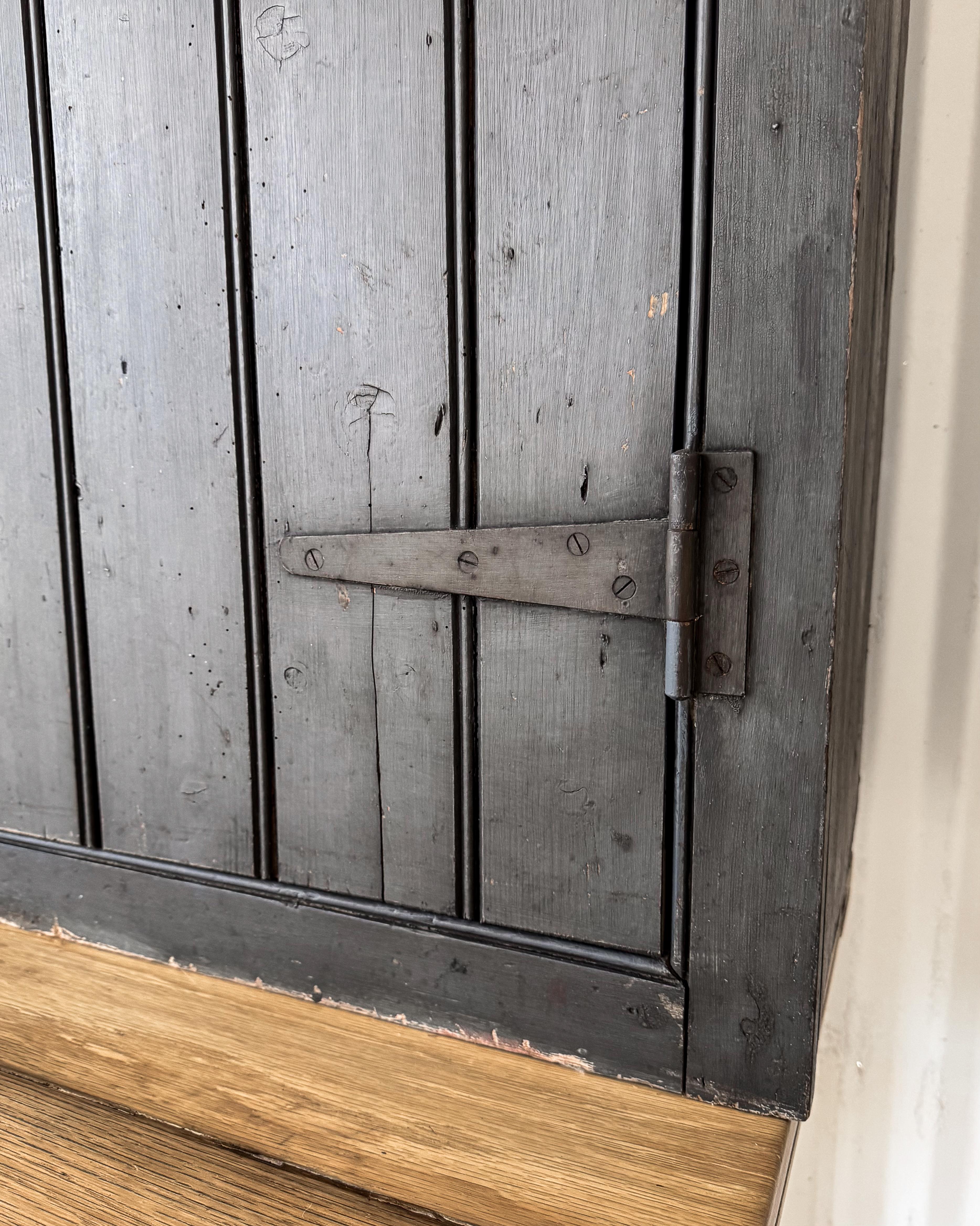 Antique Victorian English Lockers 7