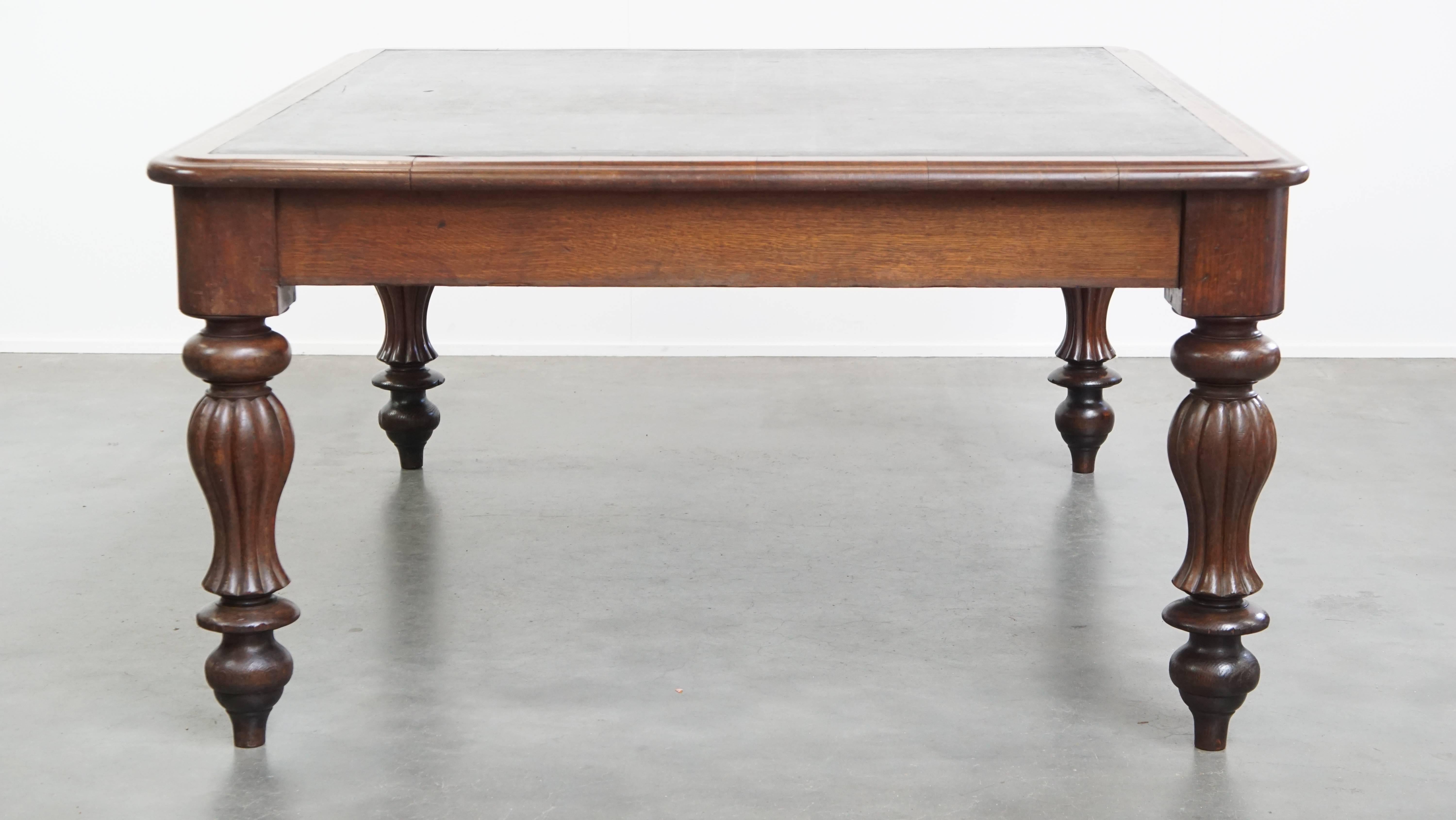 19th Century Antique Victorian English Oak Writing Desk / Partner Desk with a Leather Top For Sale