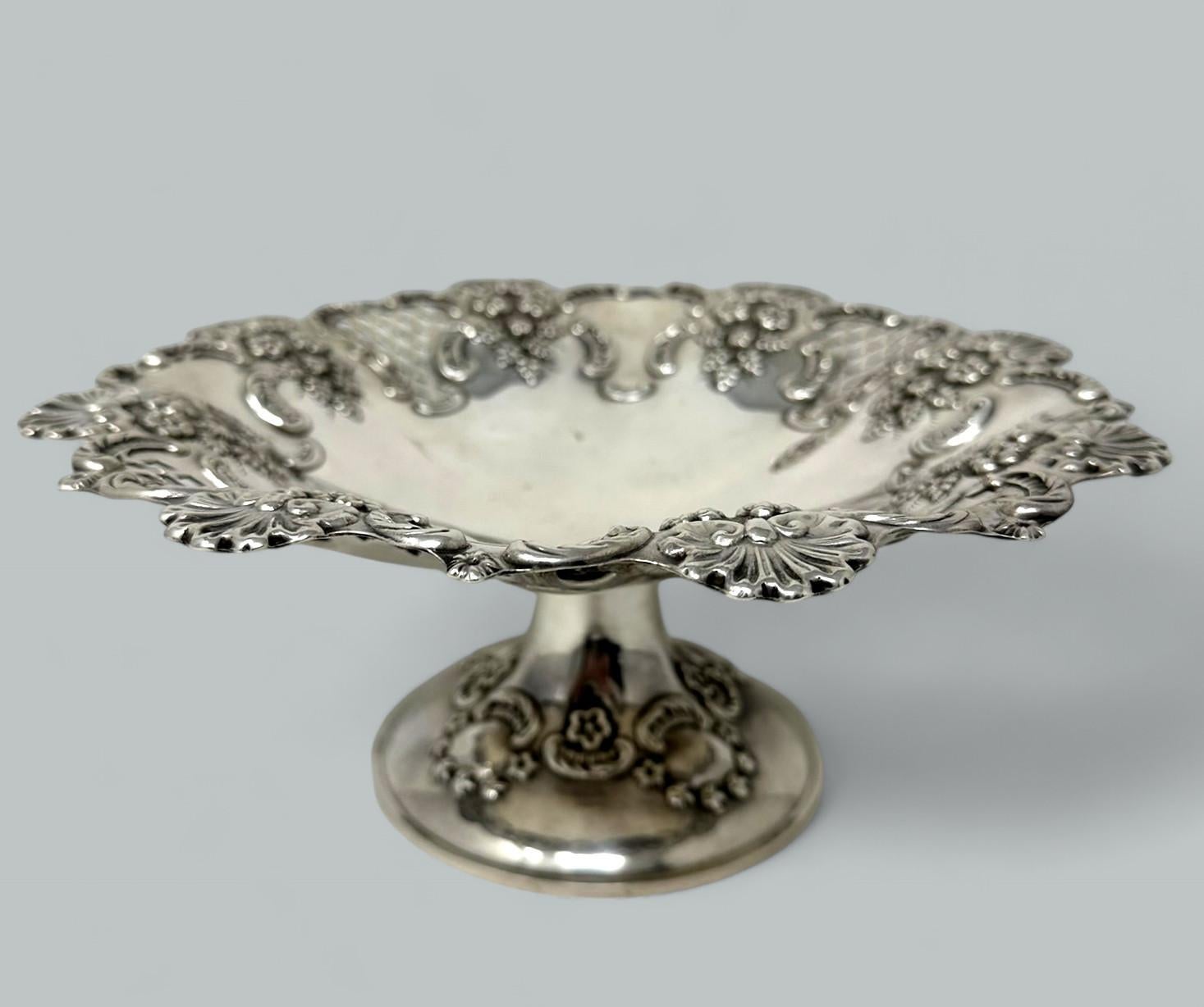 Cast Antique Victorian English Silver Plated Tazza Compot Centerpiece Elkington & Co