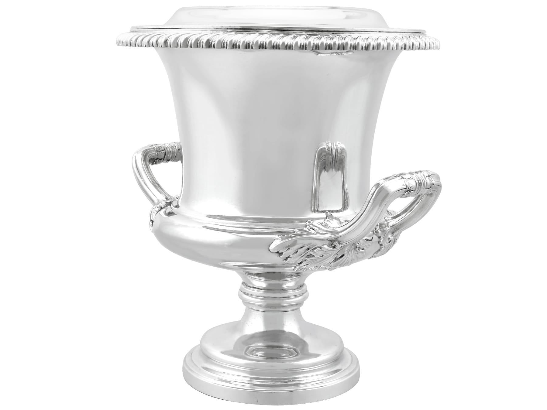 Victorien Ancien refroidisseur à vin en argent sterling de style victorien anglais en vente
