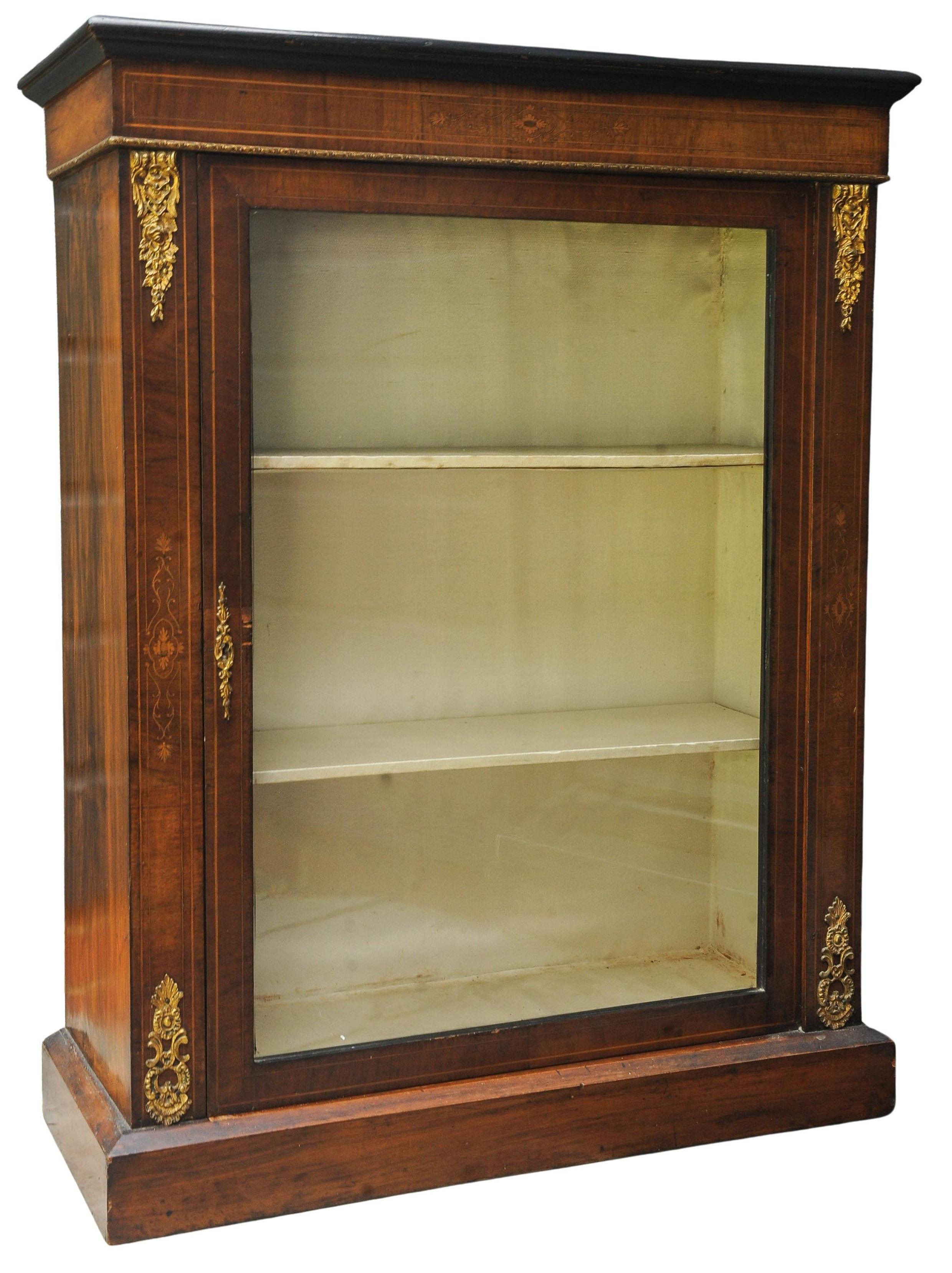 Antiguo armario victoriano inglés de muelle de nogal, madera satinada y ormolu esmaltado dorado Victoriano en venta
