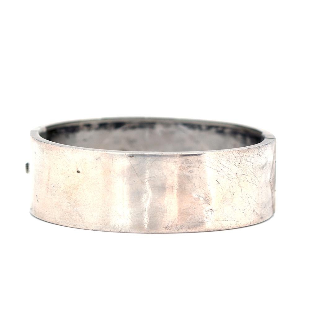 Antique Victorian Engraved Silver Bangle Bracelet For Sale 1
