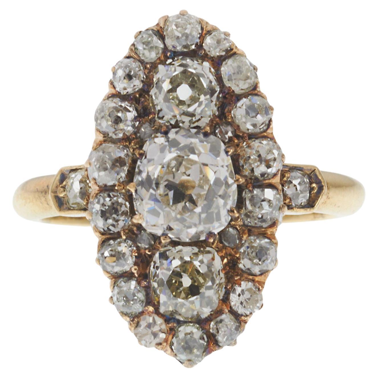 Anello antico di epoca vittoriana in oro giallo 18KT con diamante Old Mine Cut in vendita