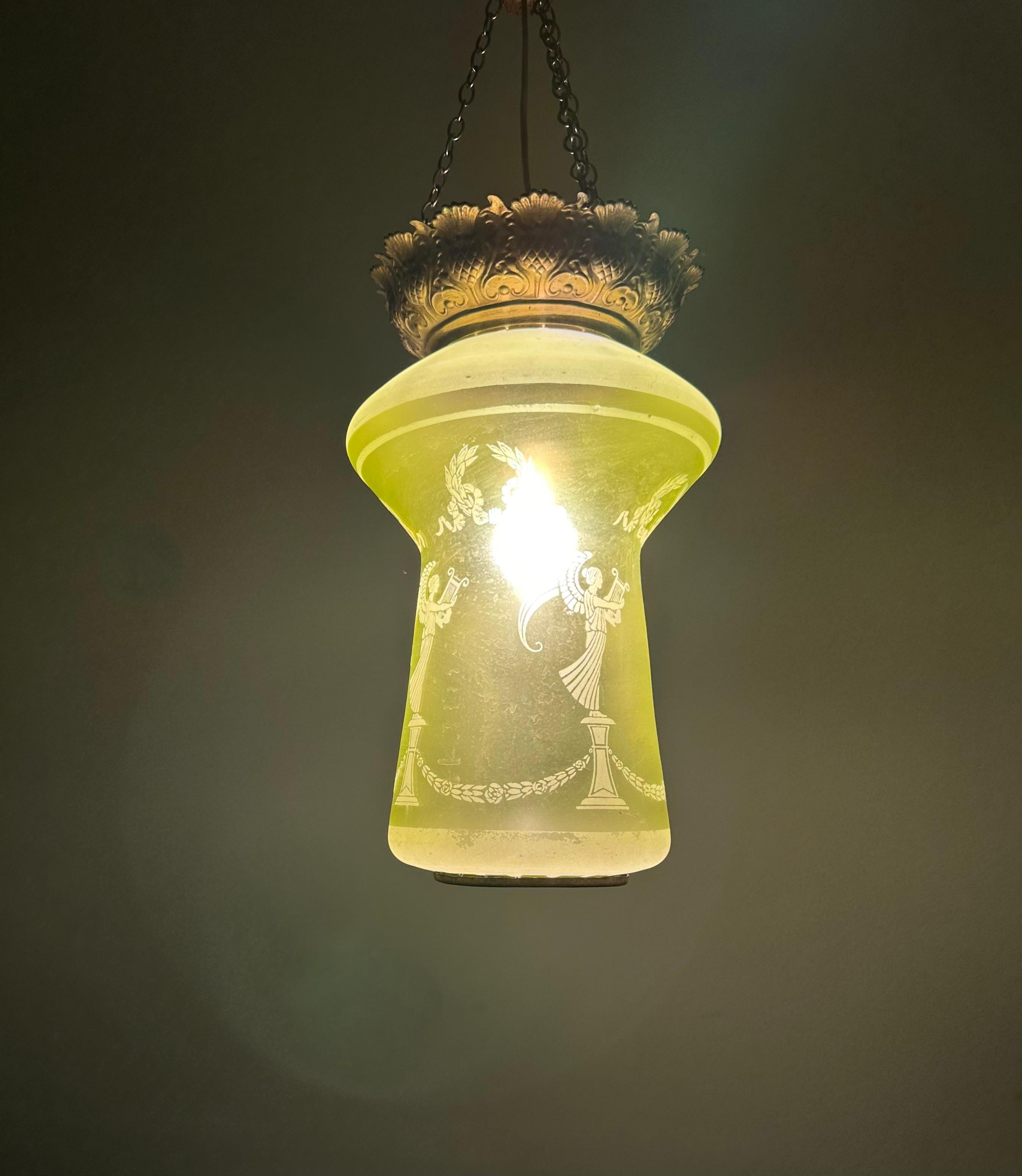 Antique Victorian era Graved Glass & Brass Stairwell or Hallway Pendant Light For Sale 8